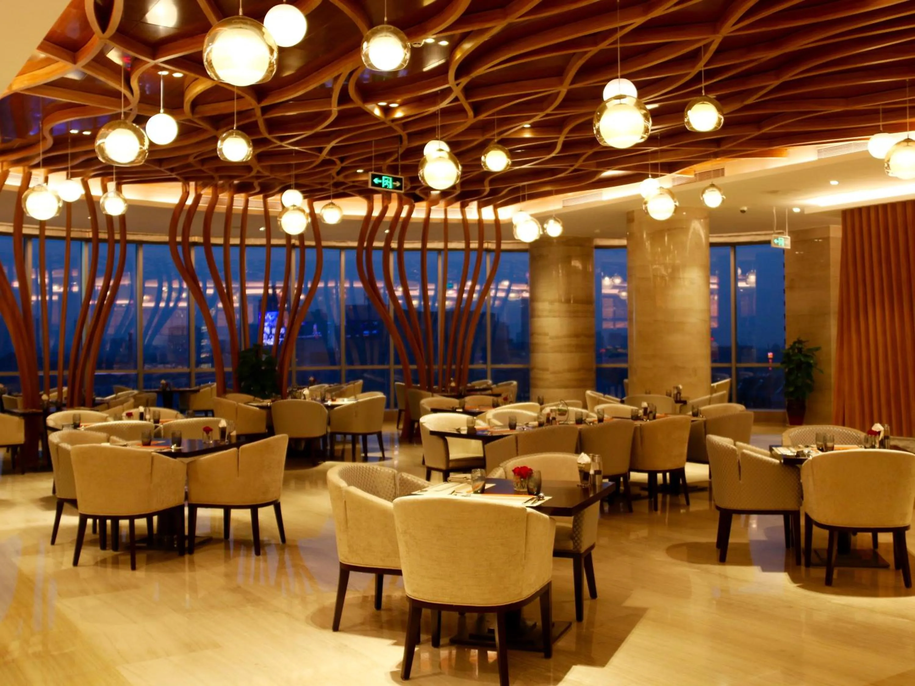 Restaurant/places to eat in Sofitel Lianyungang Suning