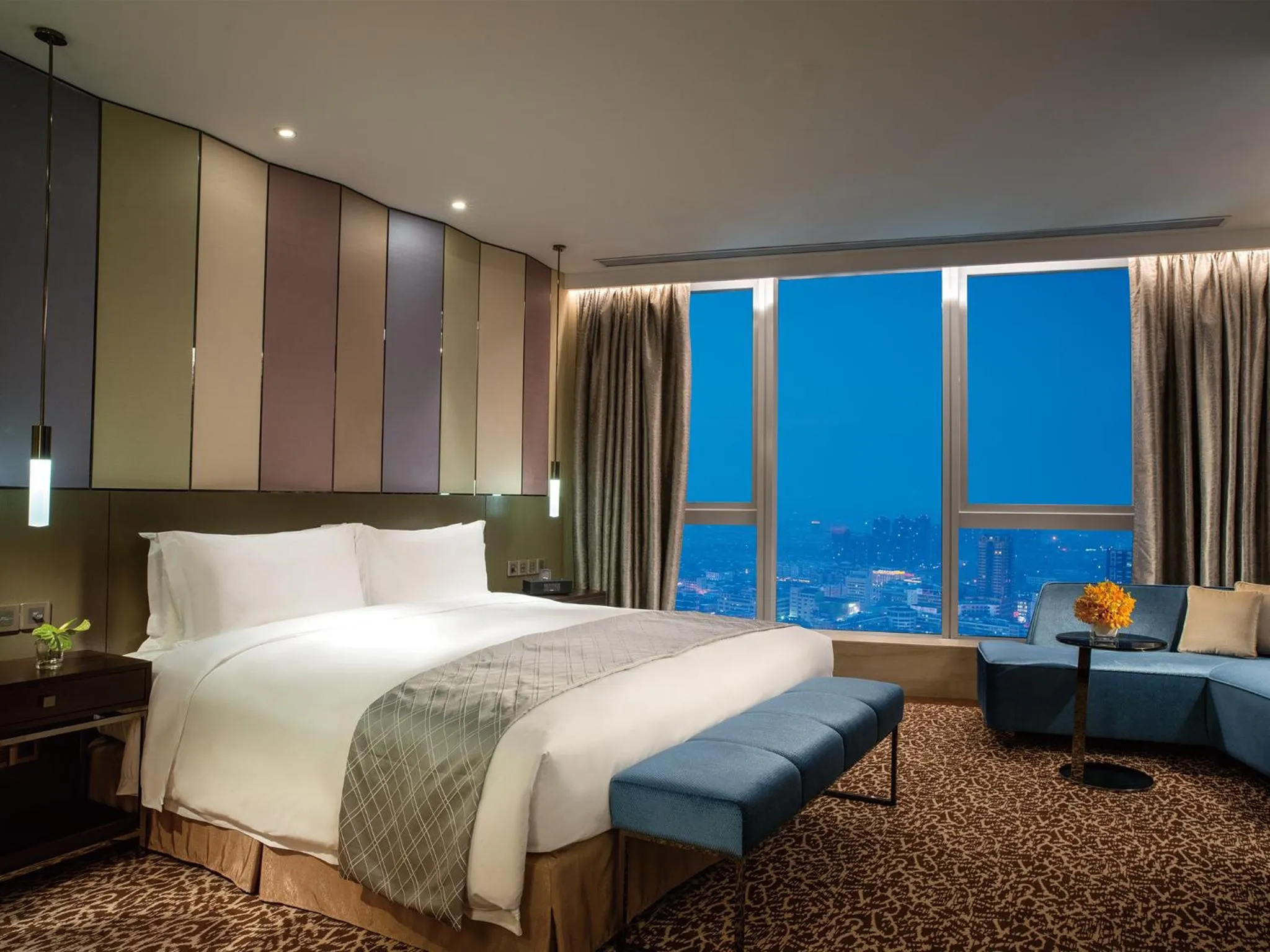 Bedroom, Bed in Sofitel Lianyungang Suning