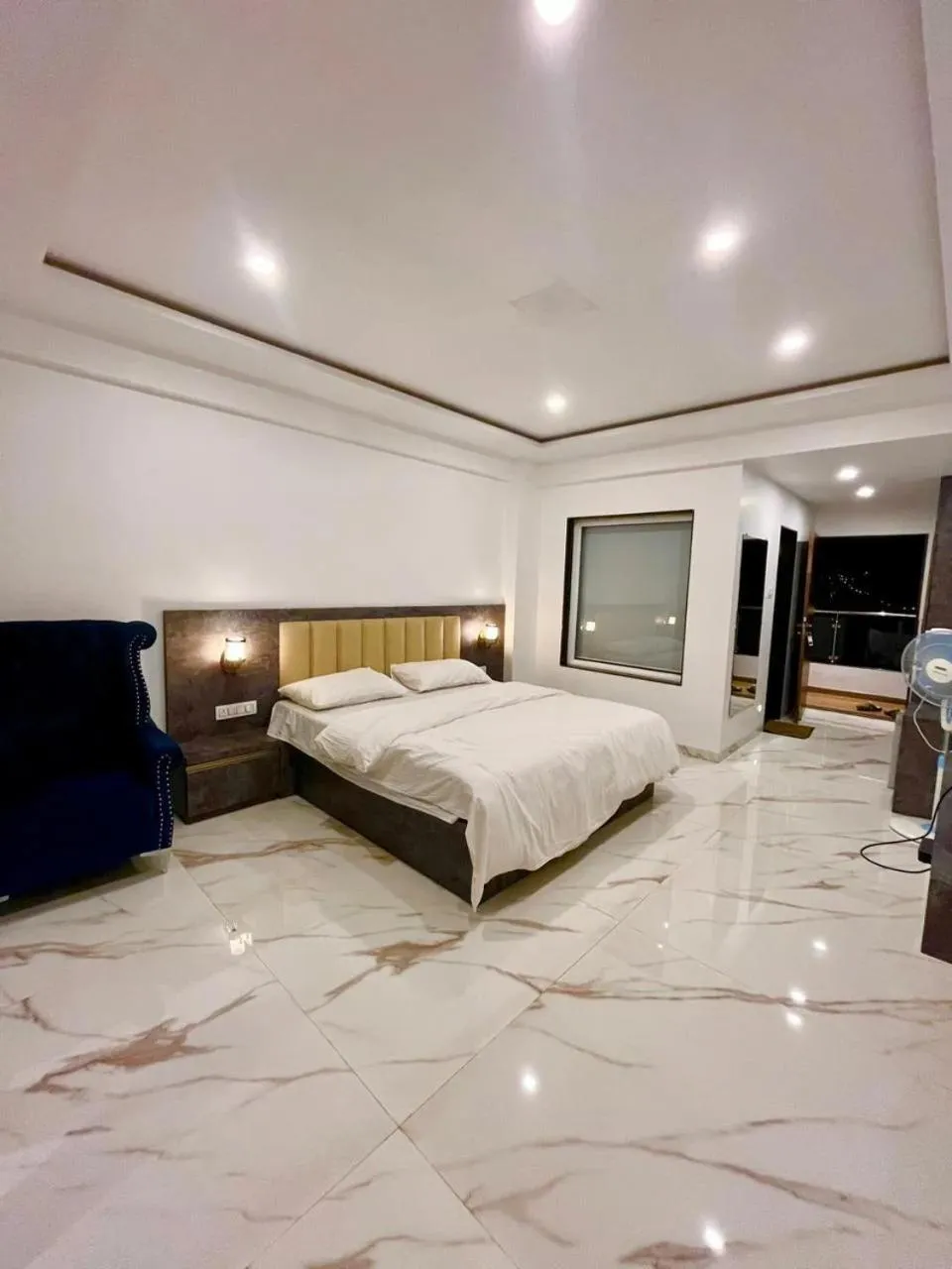 Bed in Silver Spring Resort