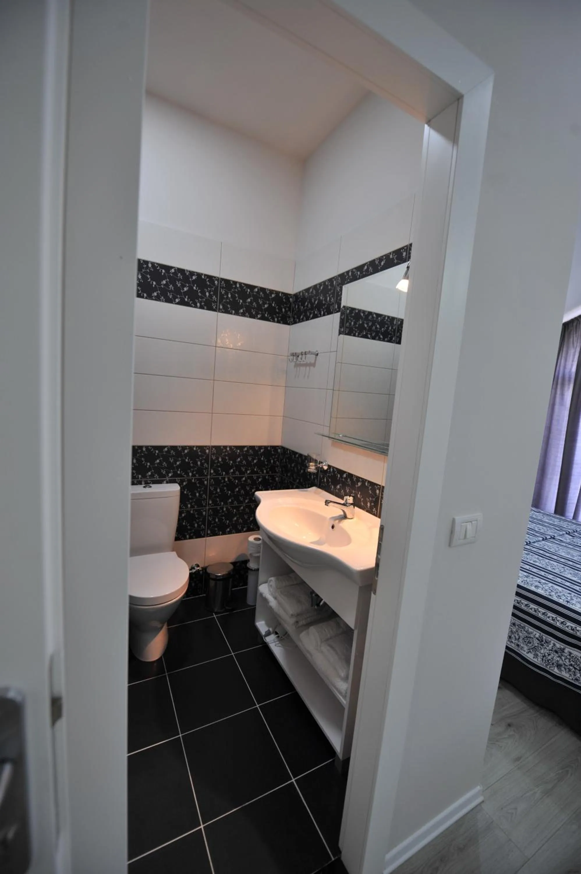 Bathroom in Rose Garden Hotel