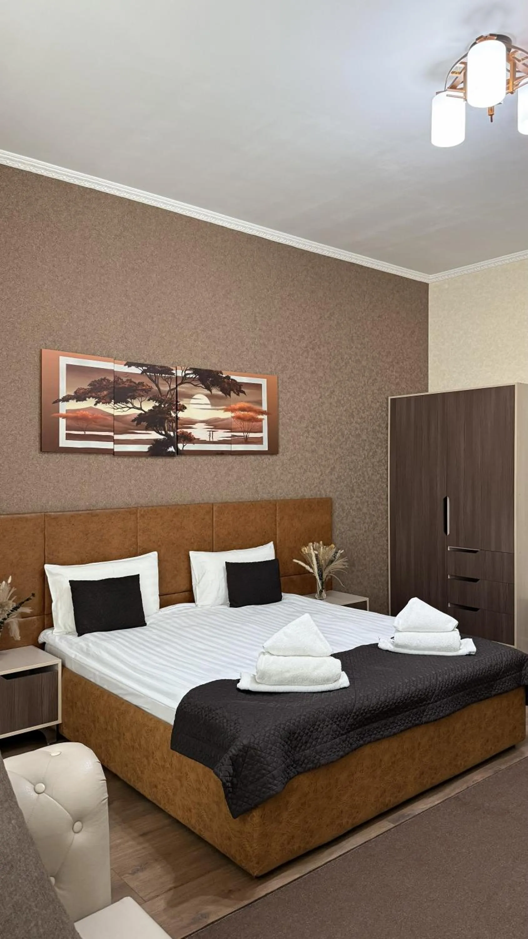 Bed in Caravan Hotel