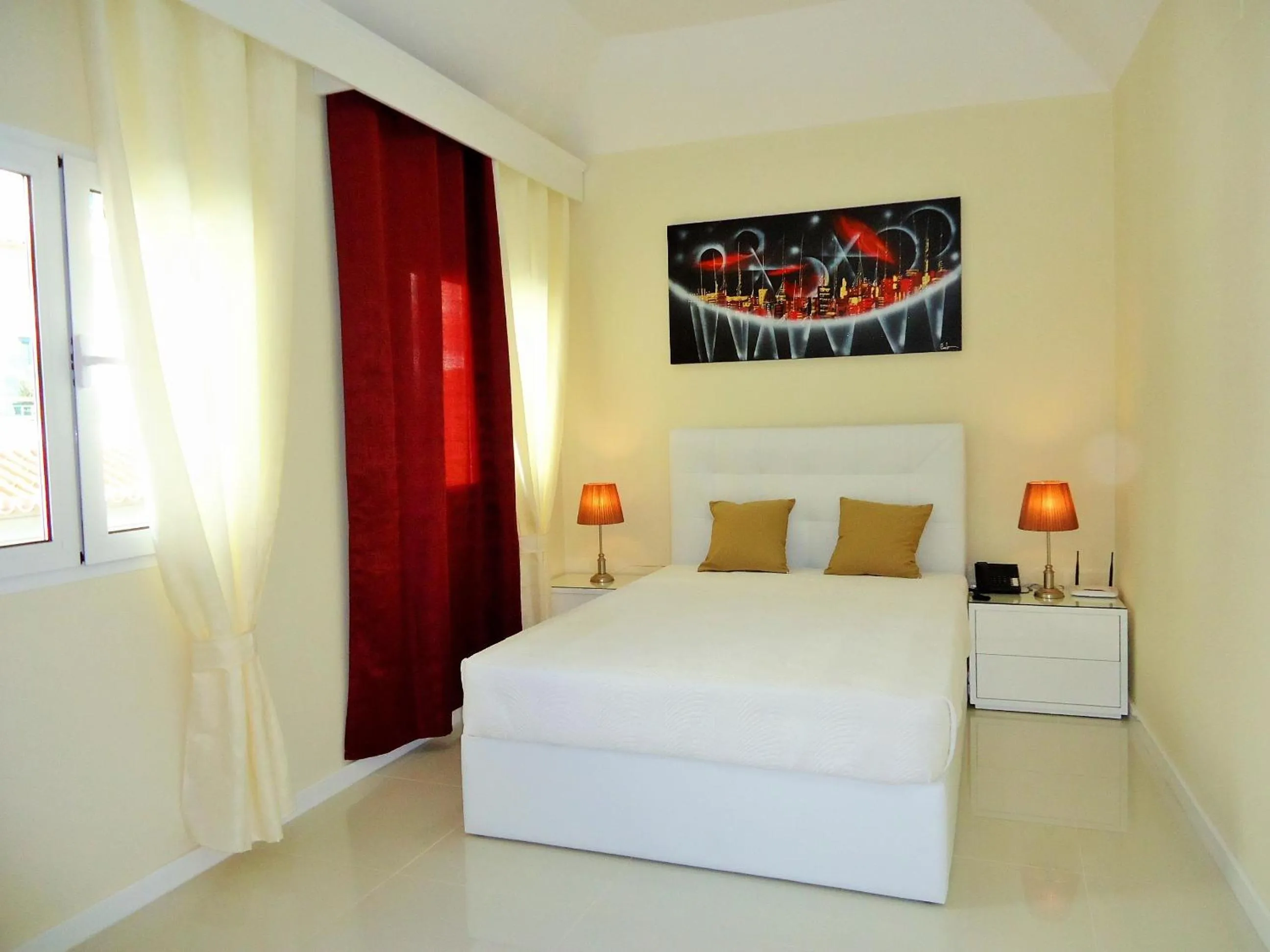 Bed in São Francisco Accommodation