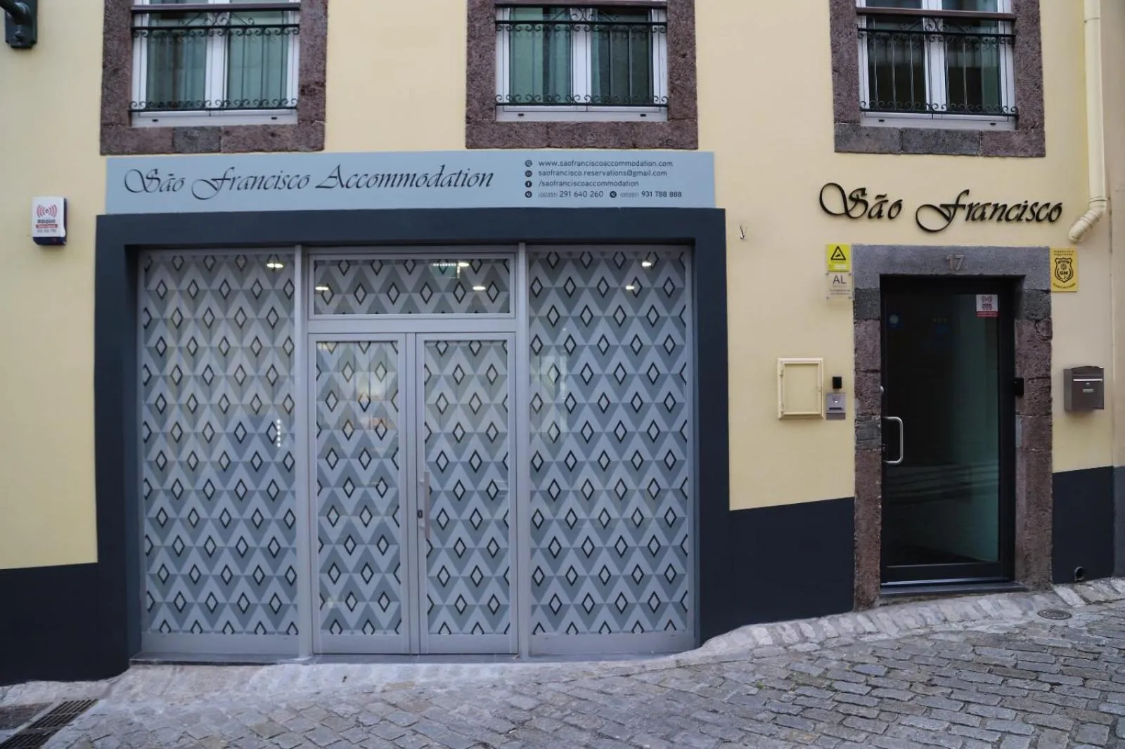 Property building in São Francisco Accommodation