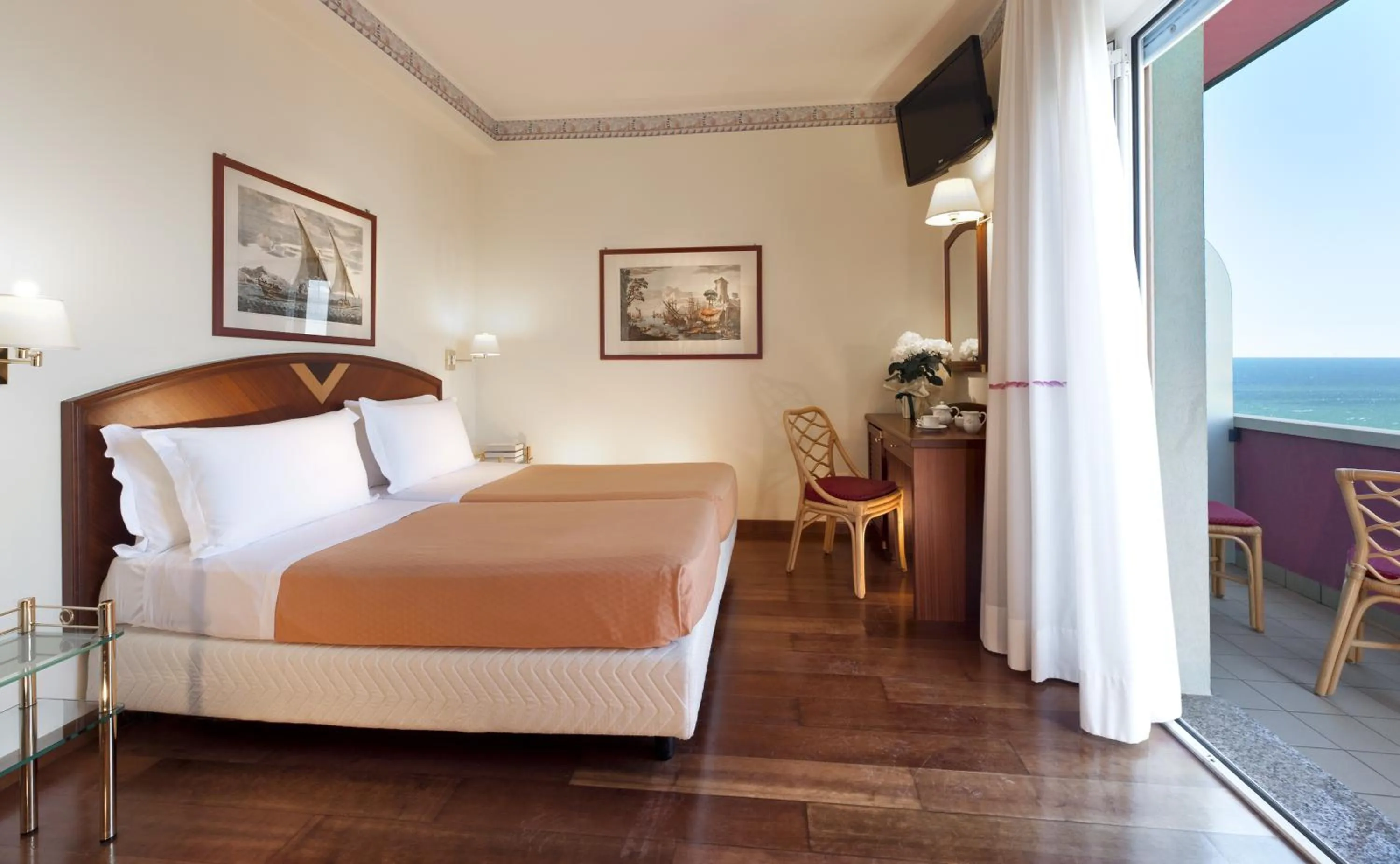 Photo of the whole room, Bed in Atilius Hotel & Suites