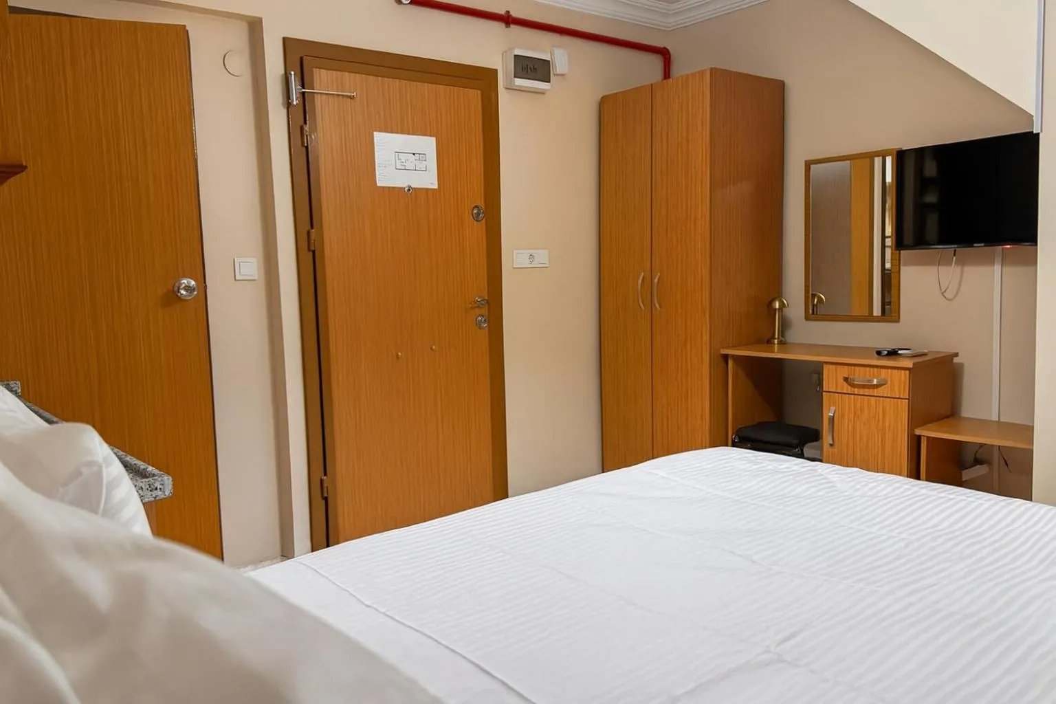 TV and multimedia, Bed in Lion Stone Hotel