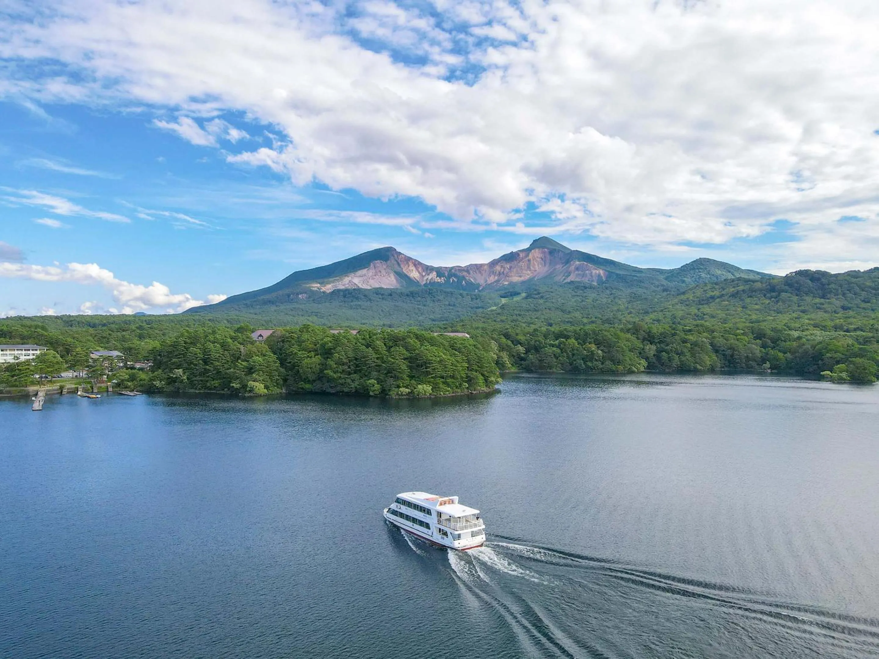 Activities in Urabandai Lake Resort Goshiki no Mori