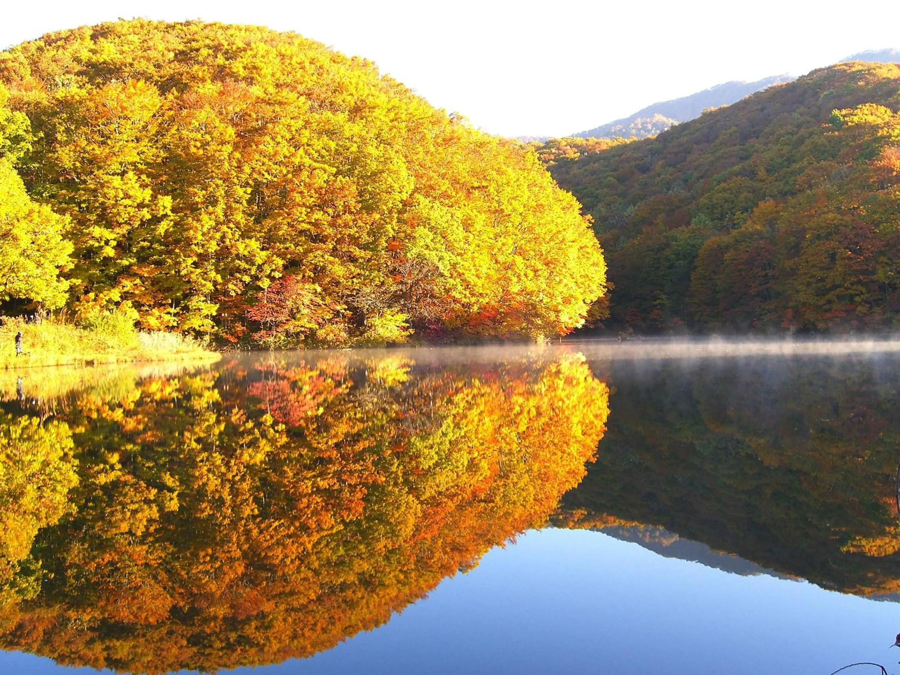 Autumn in Urabandai Lake Resort Goshiki no Mori