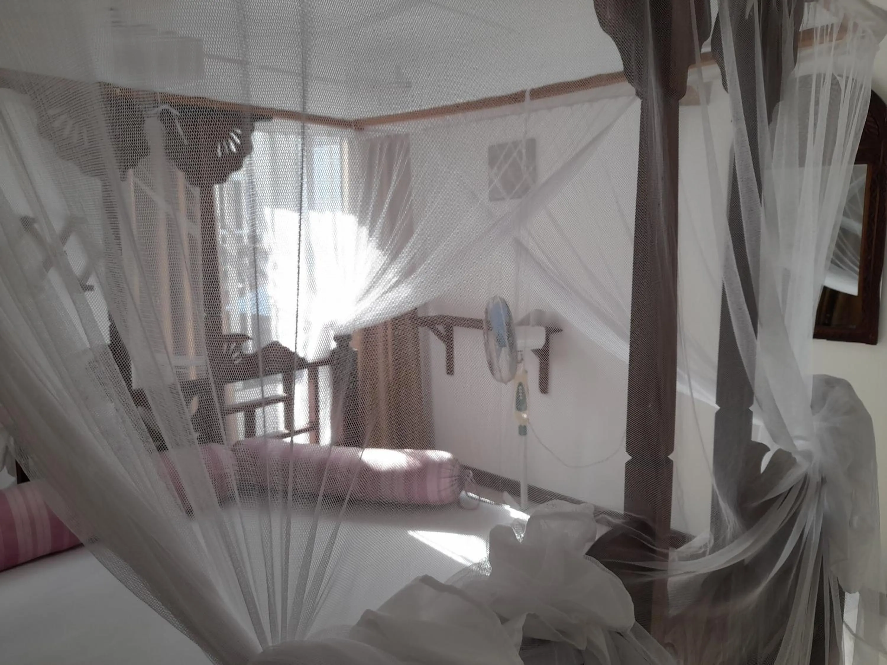 Photo of the whole room in Riverman Hotel