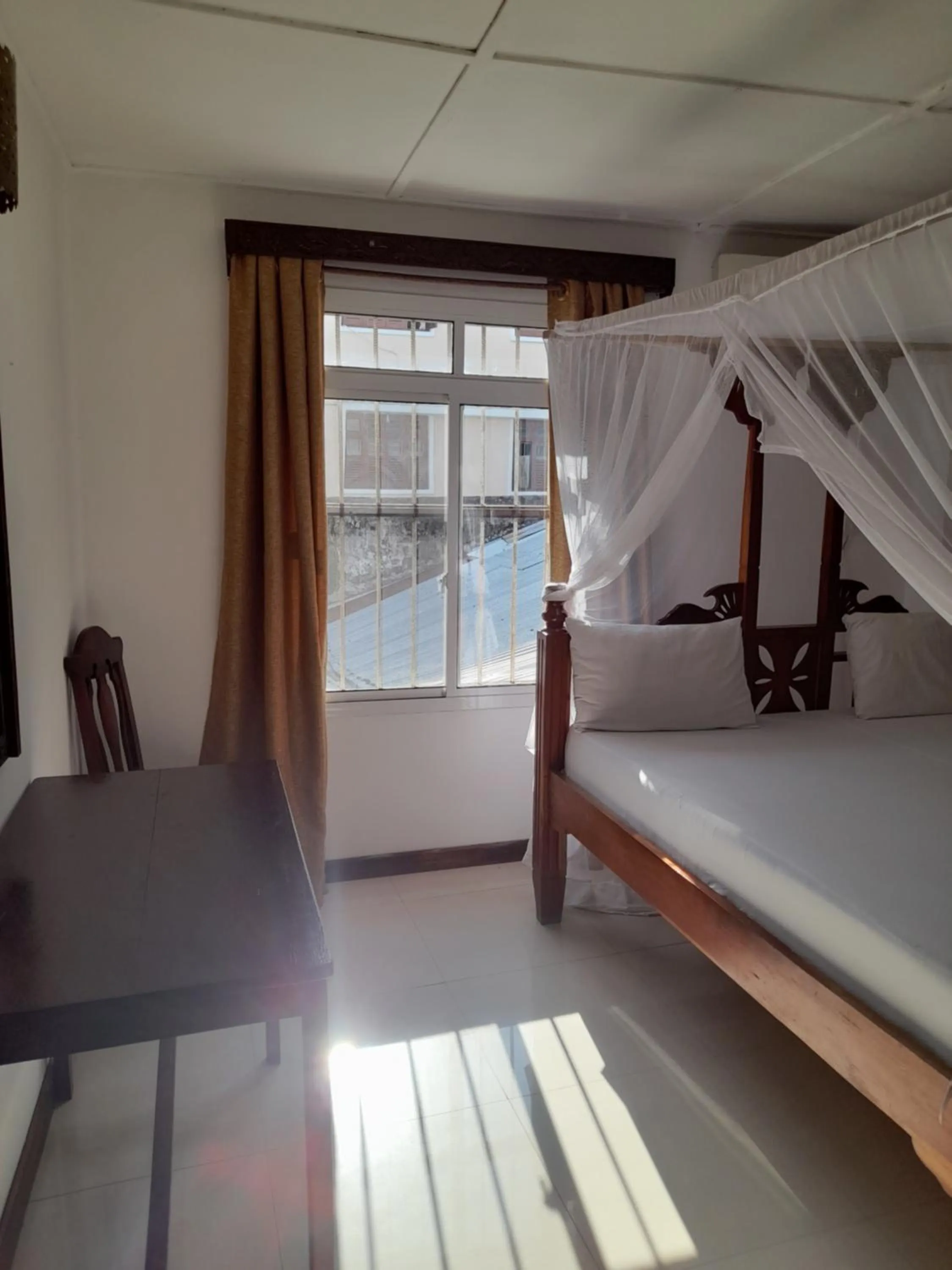 Photo of the whole room in Riverman Hotel