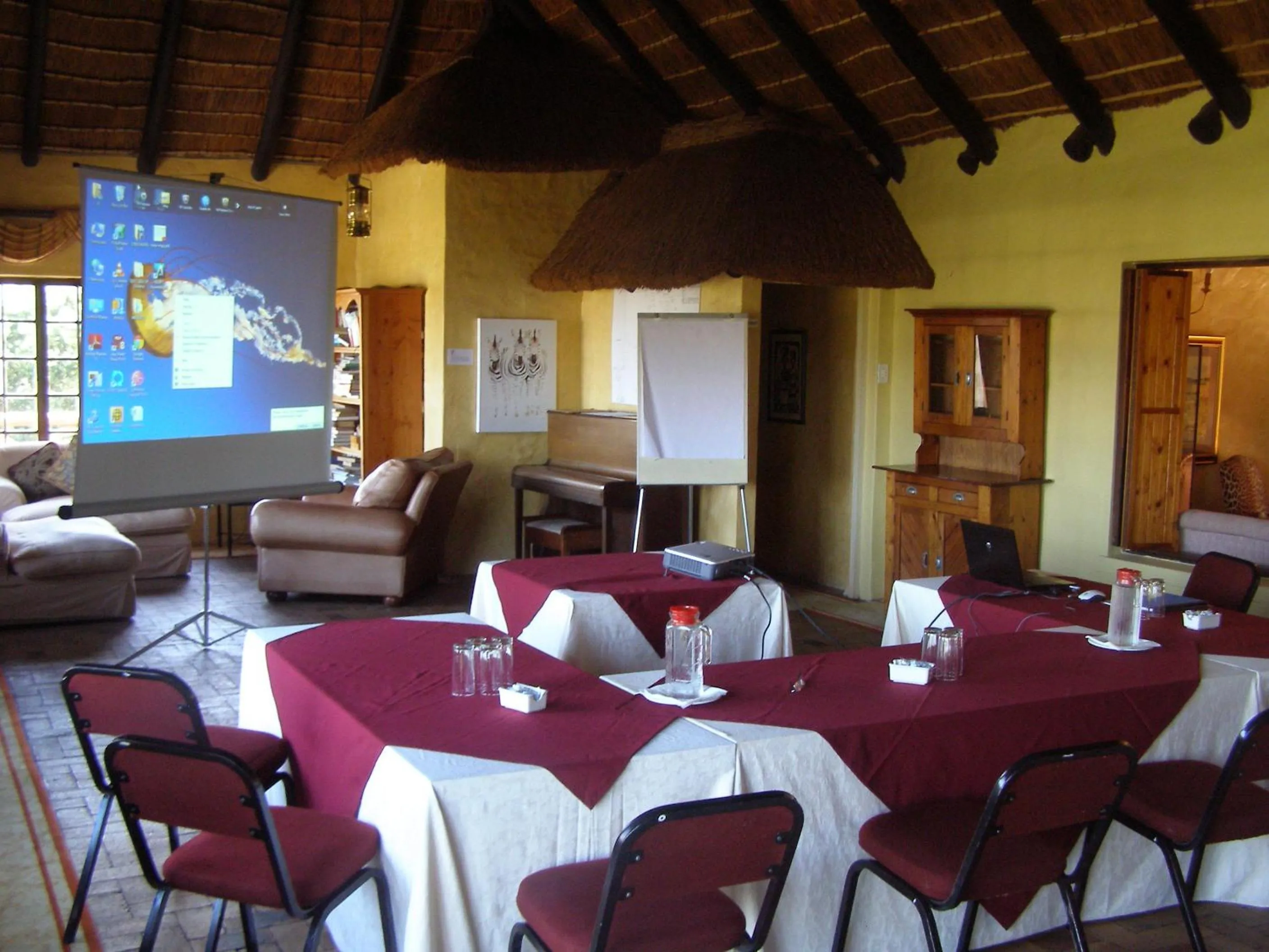 Banquet/Function facilities in Wild Rose Country Lodge