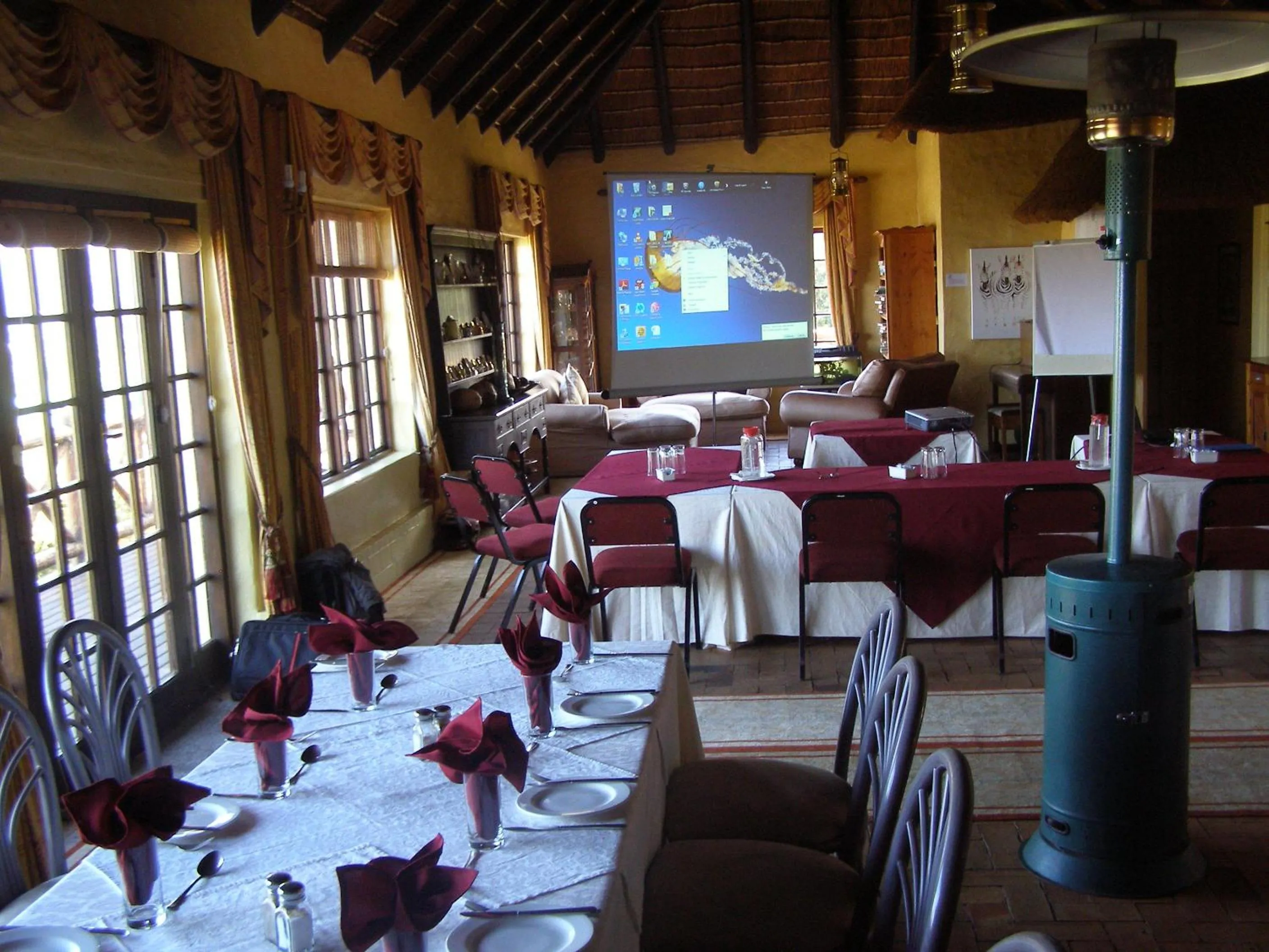 Banquet/Function facilities in Wild Rose Country Lodge