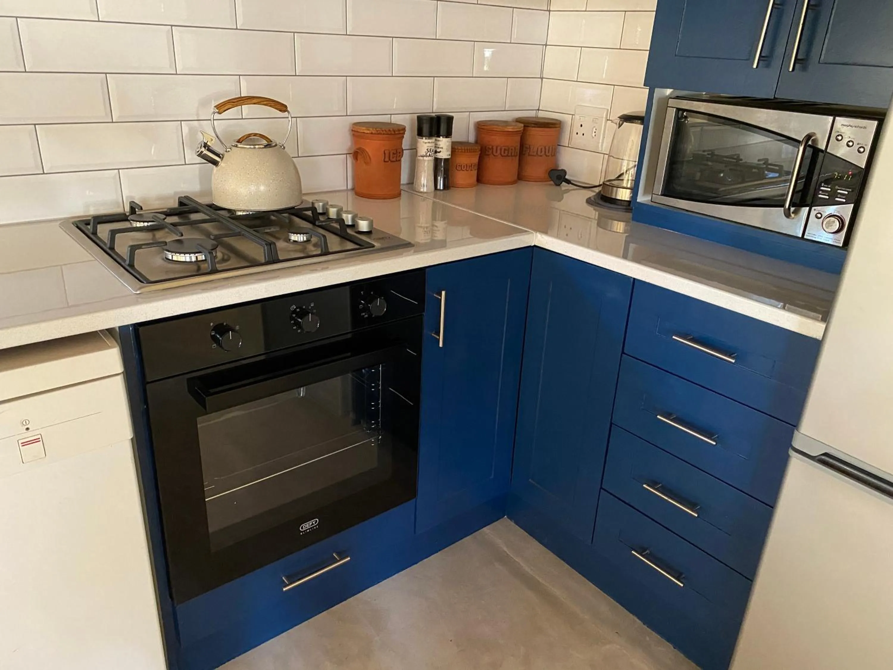 Kitchen or kitchenette in Wild Rose Country Lodge