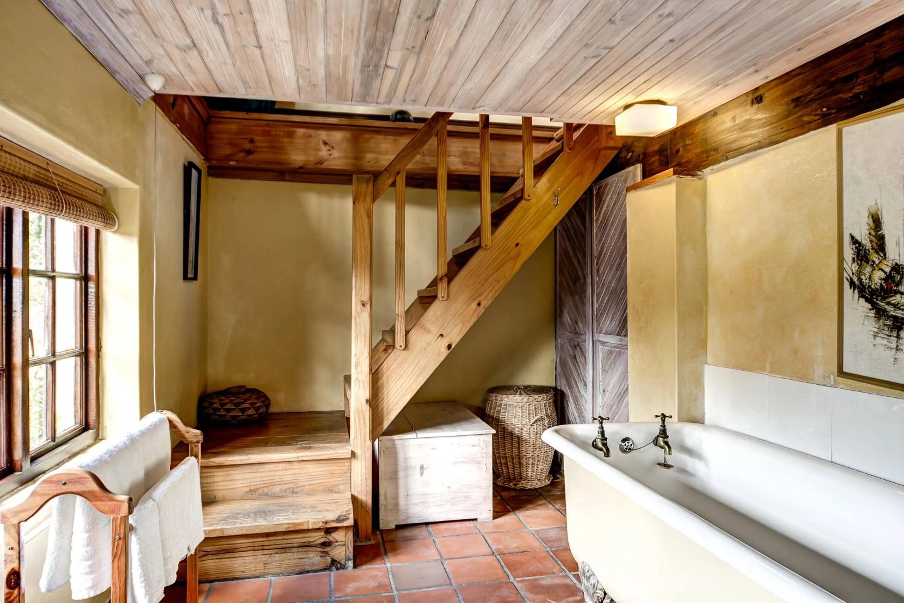Bathroom in Wild Rose Country Lodge