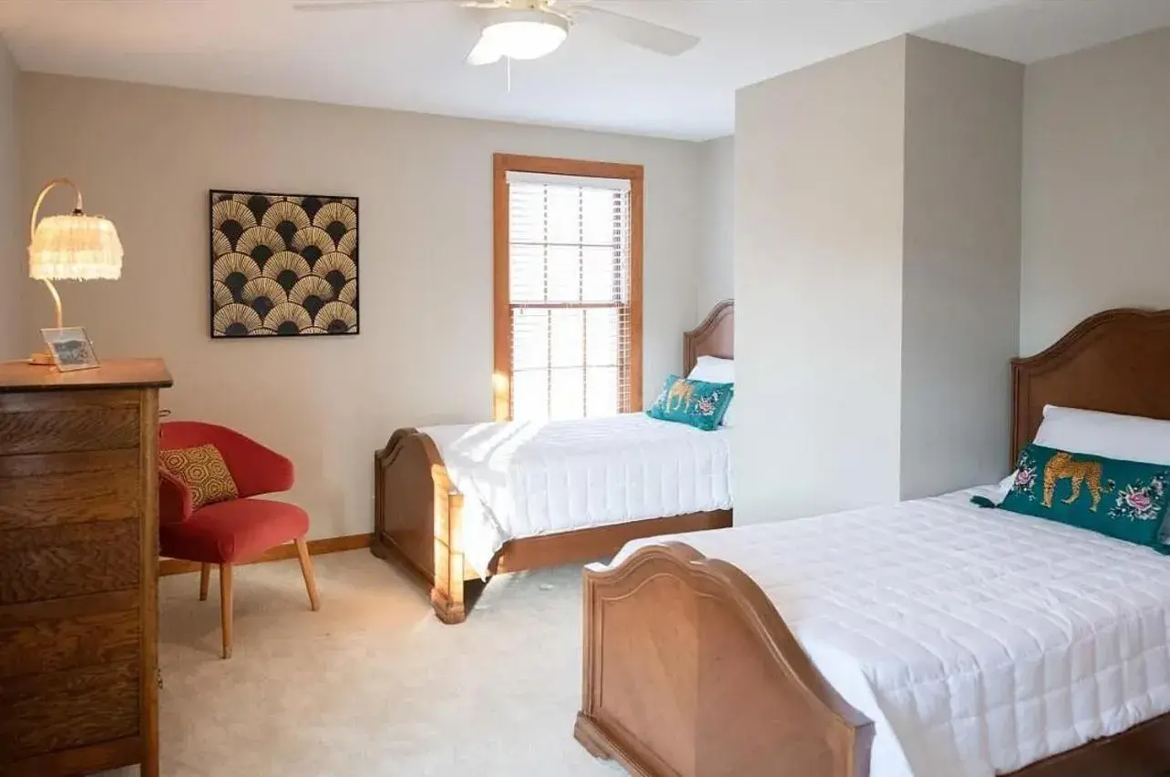 Twin Room - single occupancy in Park House Inn Twin Room - single occupancy in Park House Inn