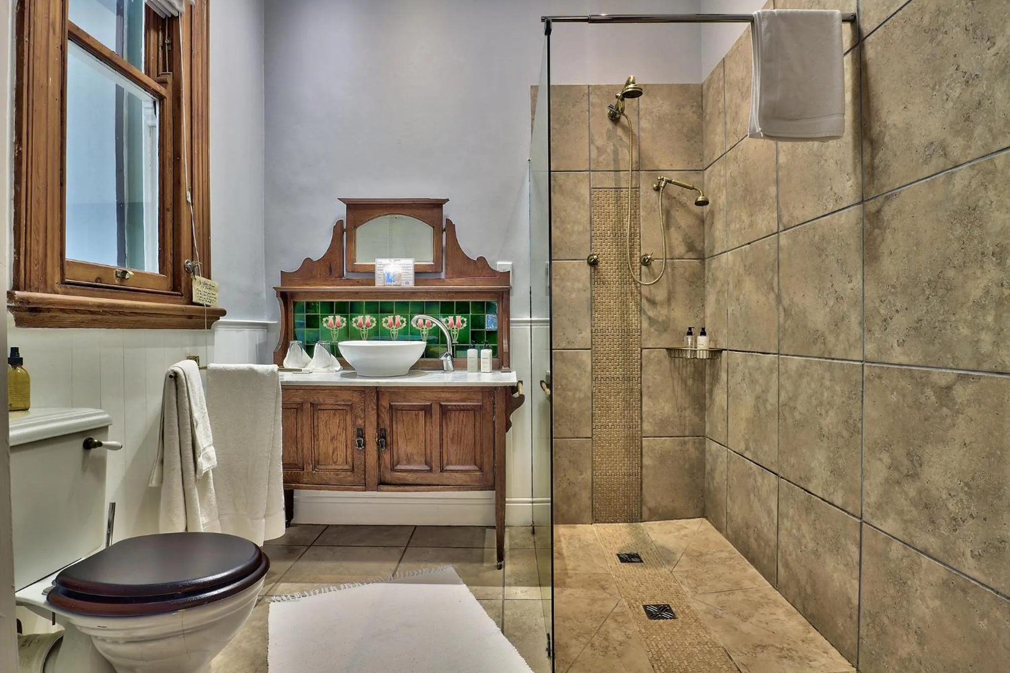 Bathroom in Parker Cottage Guesthouse