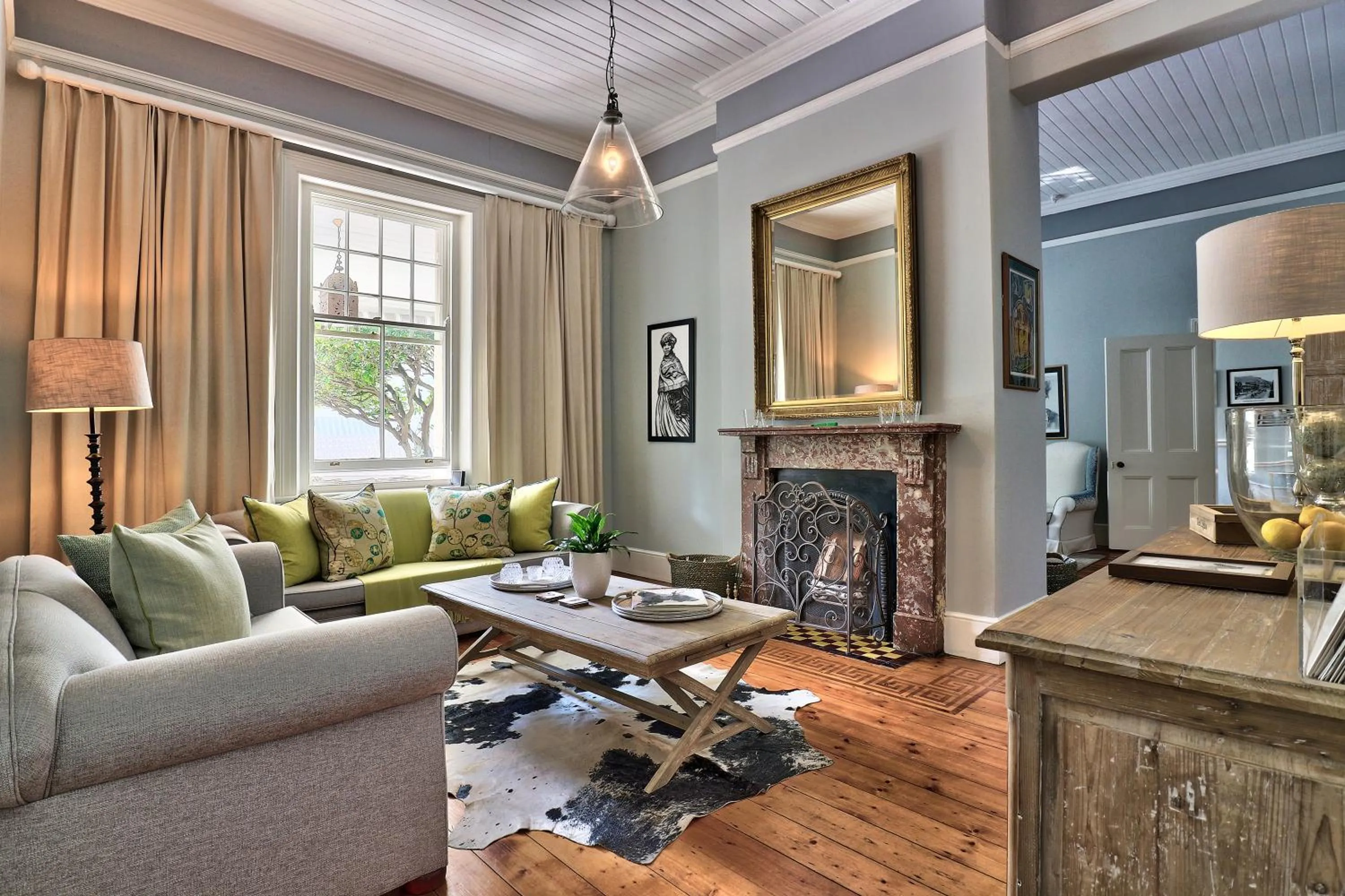 Lounge or bar in Parker Cottage Guesthouse