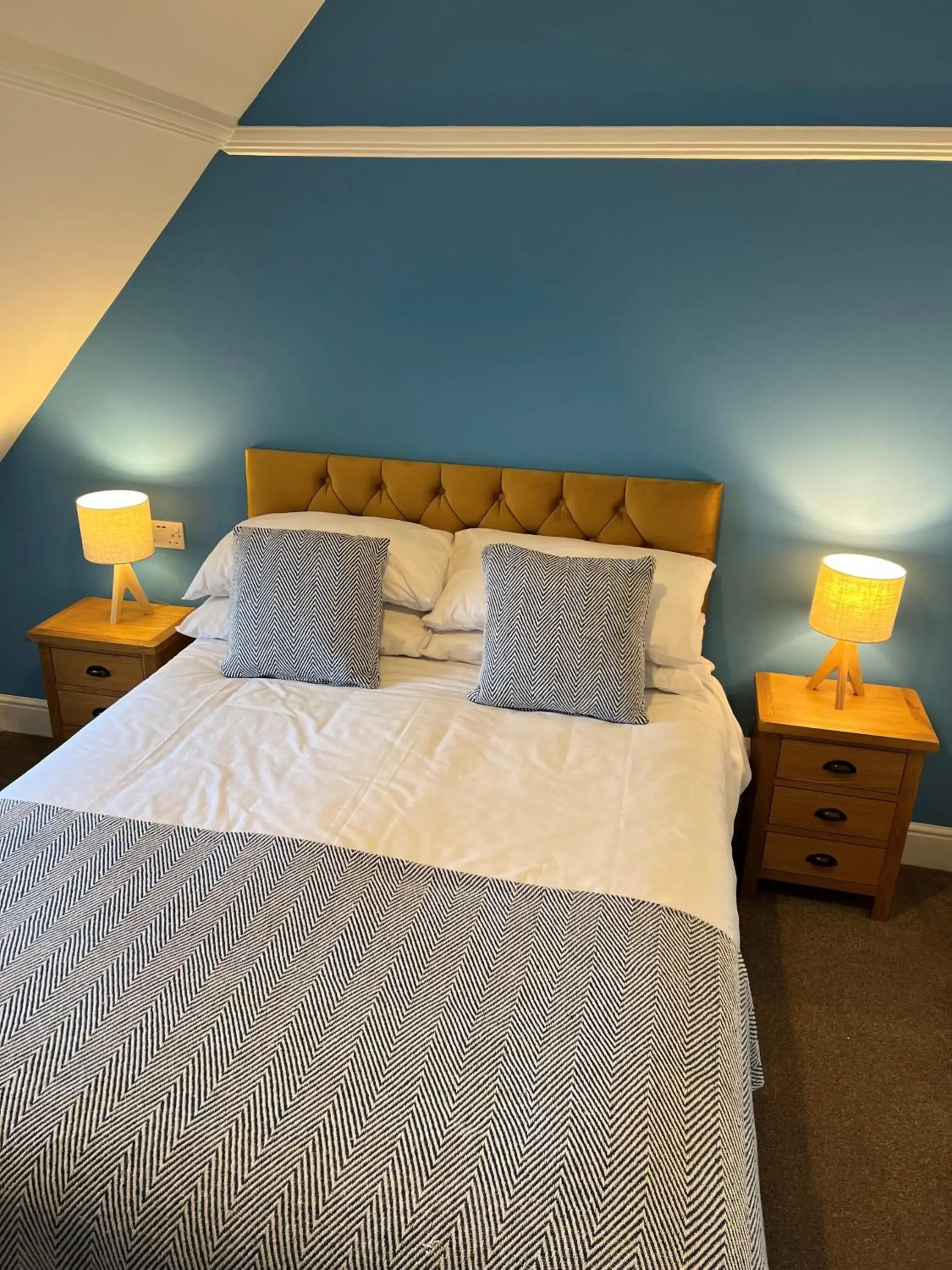 Double Room with Private Bathroom in The Corrie Hotel Double Room with Private Bathroom in The Corrie Hotel