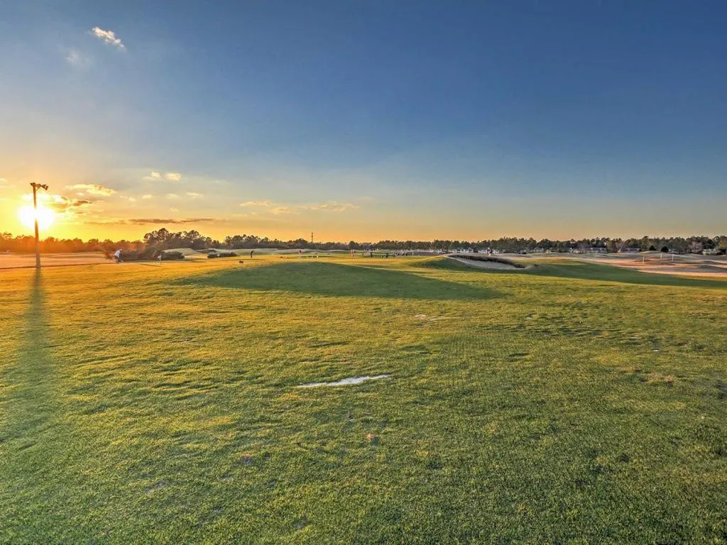 Golfcourse in Two-Bedroom Vacation Condo