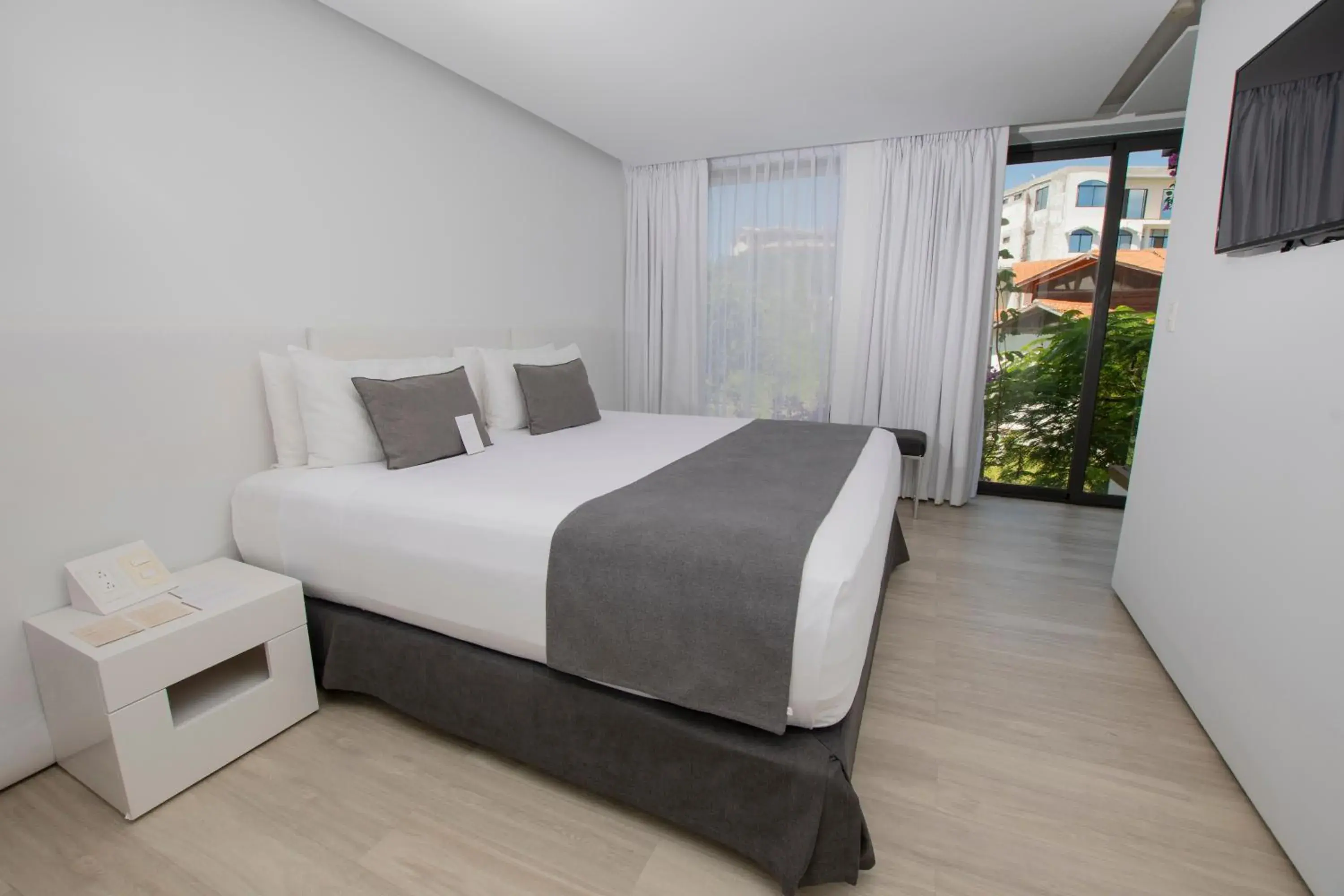 King Room with Balcony in Golden Bay Galapagos King Room with Balcony in Golden Bay Galapagos