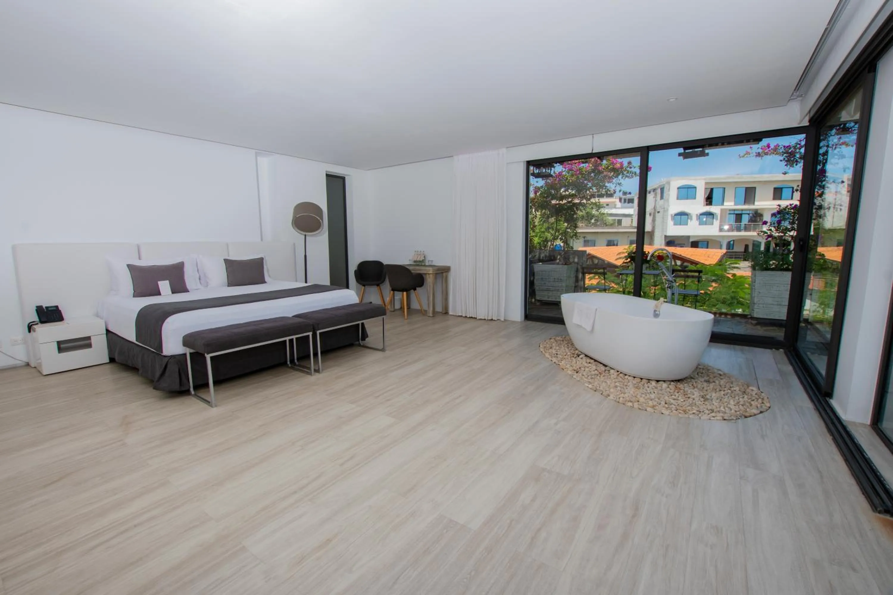 Bed in Golden Bay Galapagos