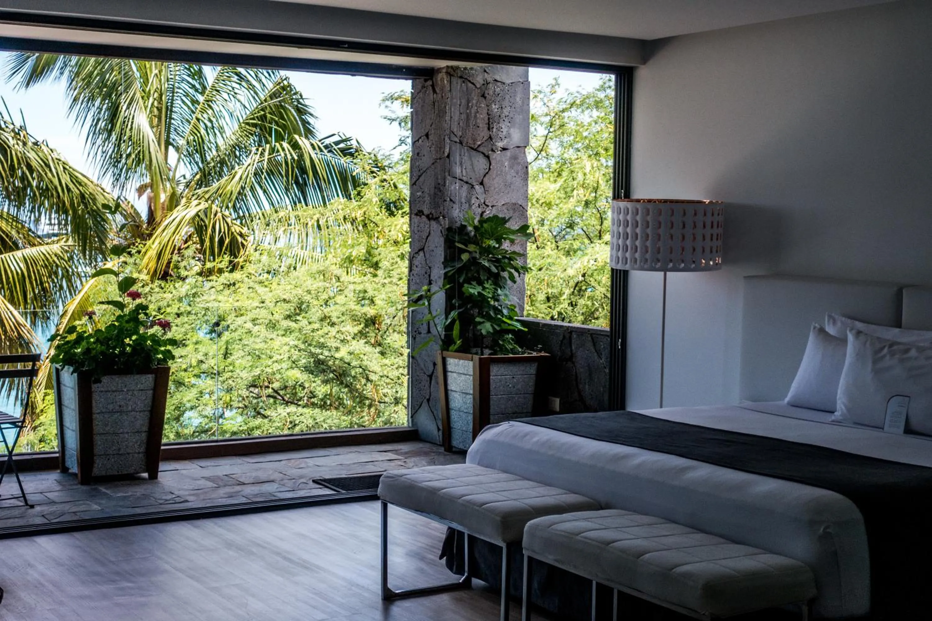 Bed in Golden Bay Galapagos