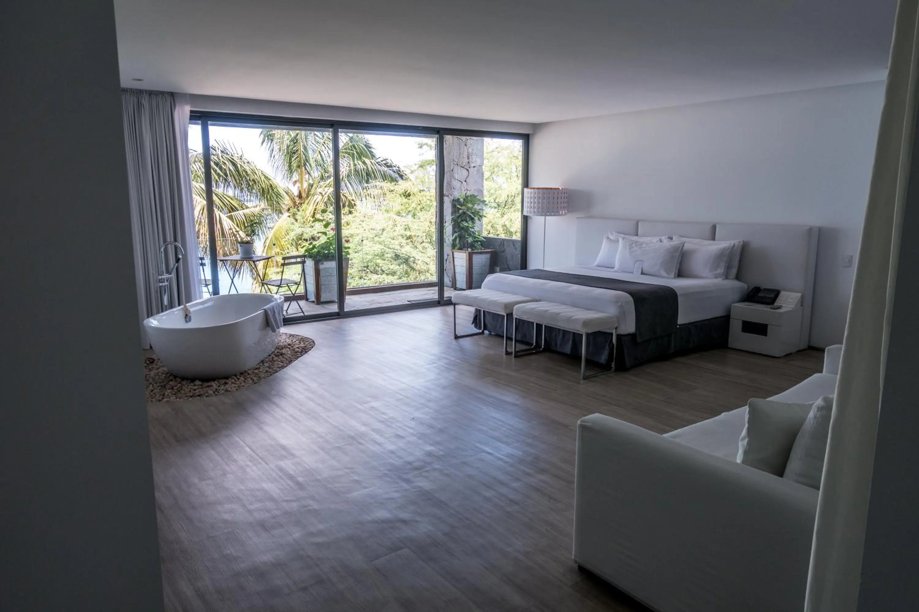 Bed in Golden Bay Galapagos