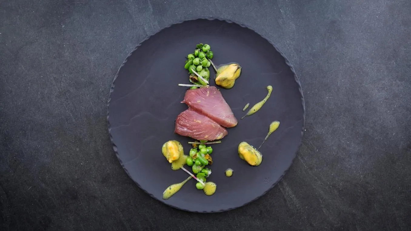 Restaurant/places to eat in The Wave Hotel Condado