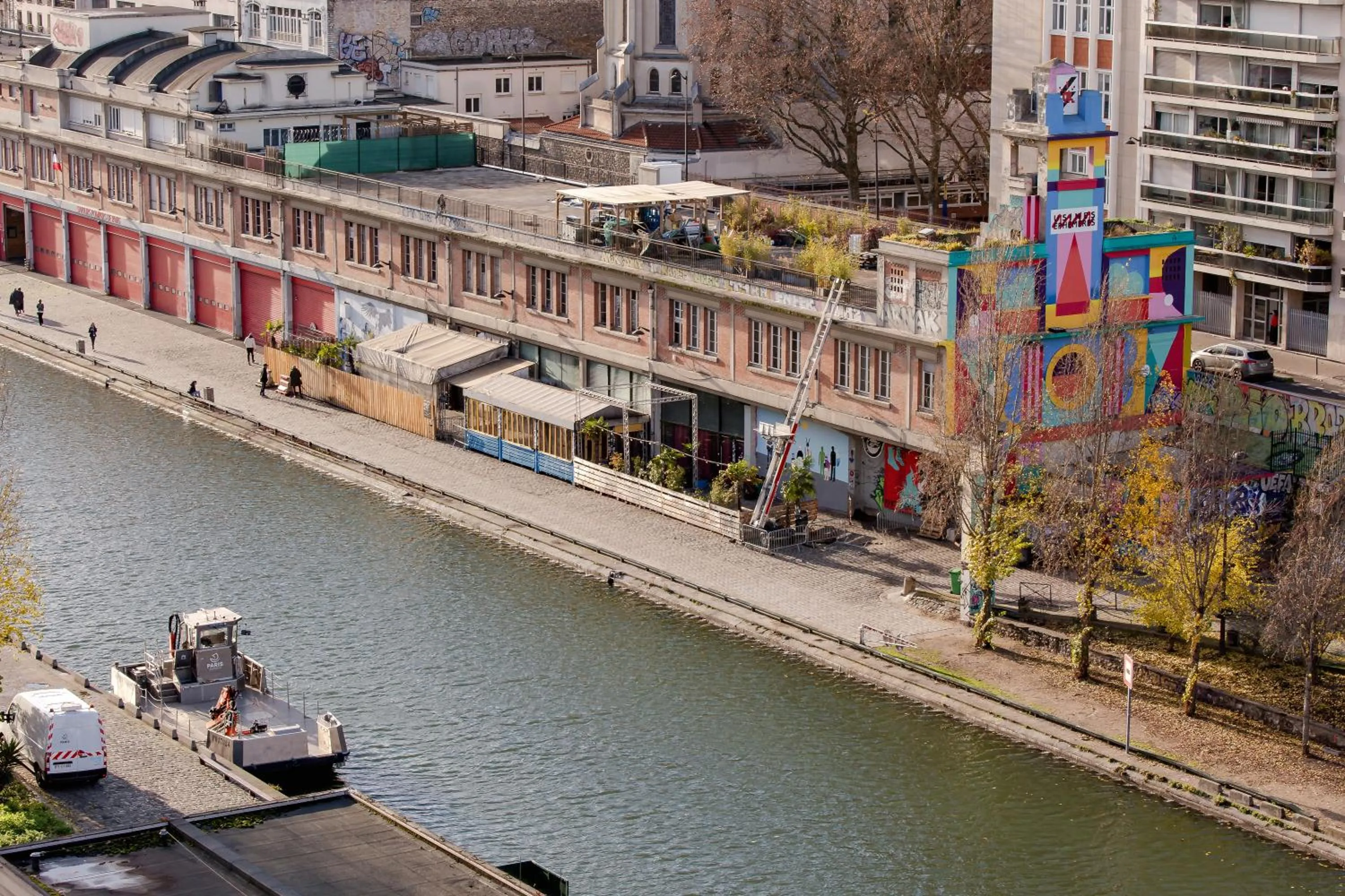 City view in Hôtel de la Comète