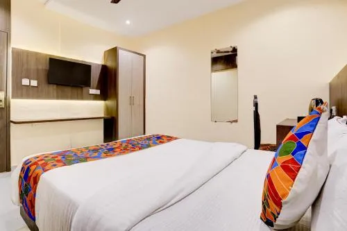 Hotel Casa Royal Residency - Bombay Exhibition Centre