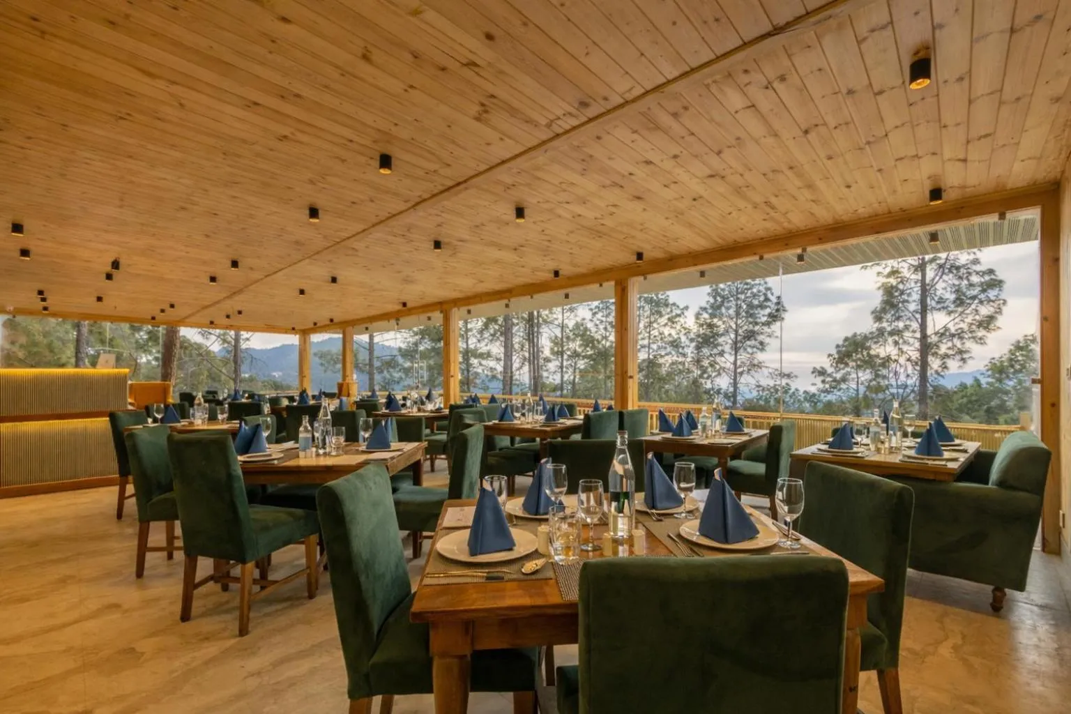 Restaurant/places to eat in Sterling Valley of Pine Lansdowne