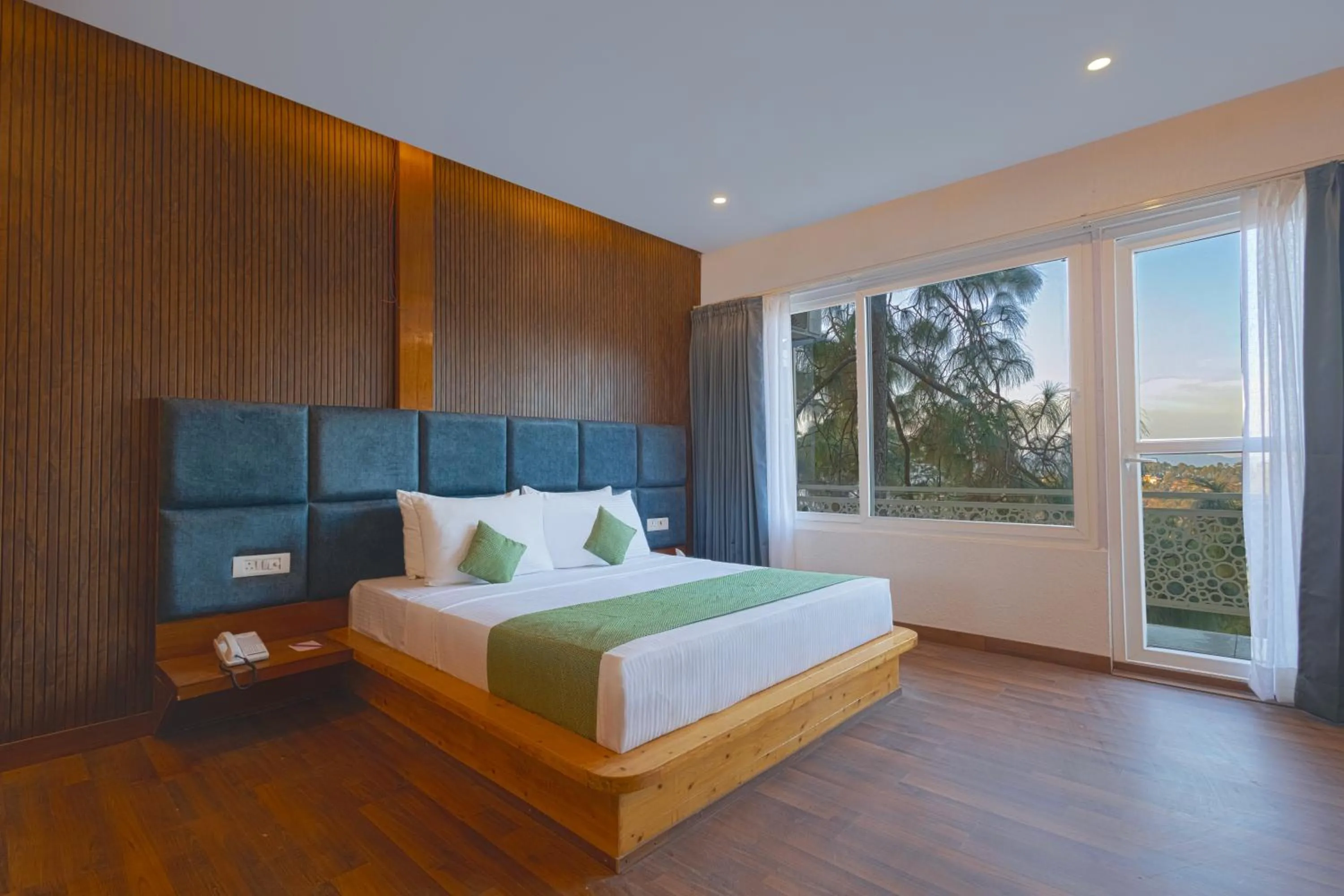 Bedroom, Bed in Sterling Valley of Pine Lansdowne