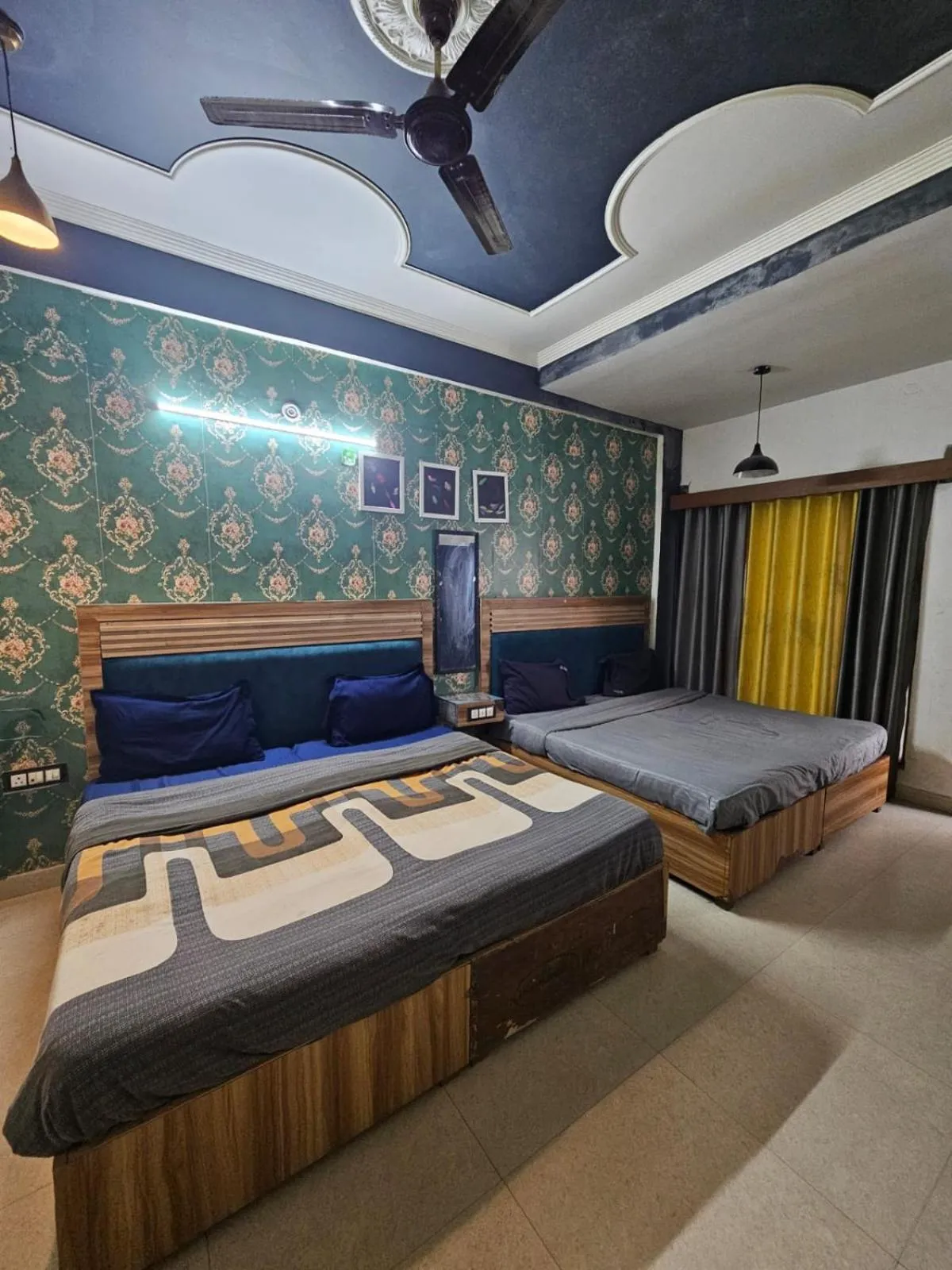 Bed in Welina Shree Hotel
