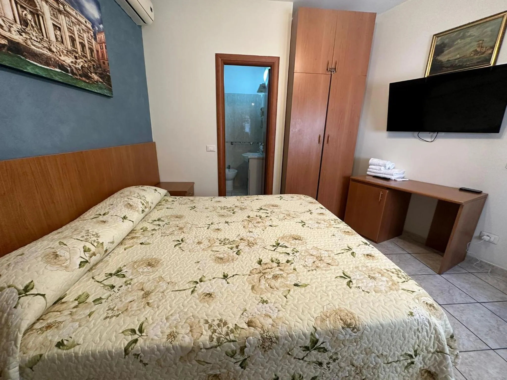 Bed in Sofia Holiday Home