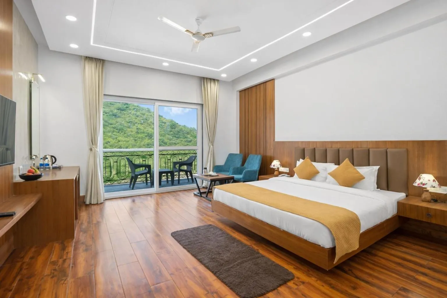 Palm Aryan Pause by the Stream Resort