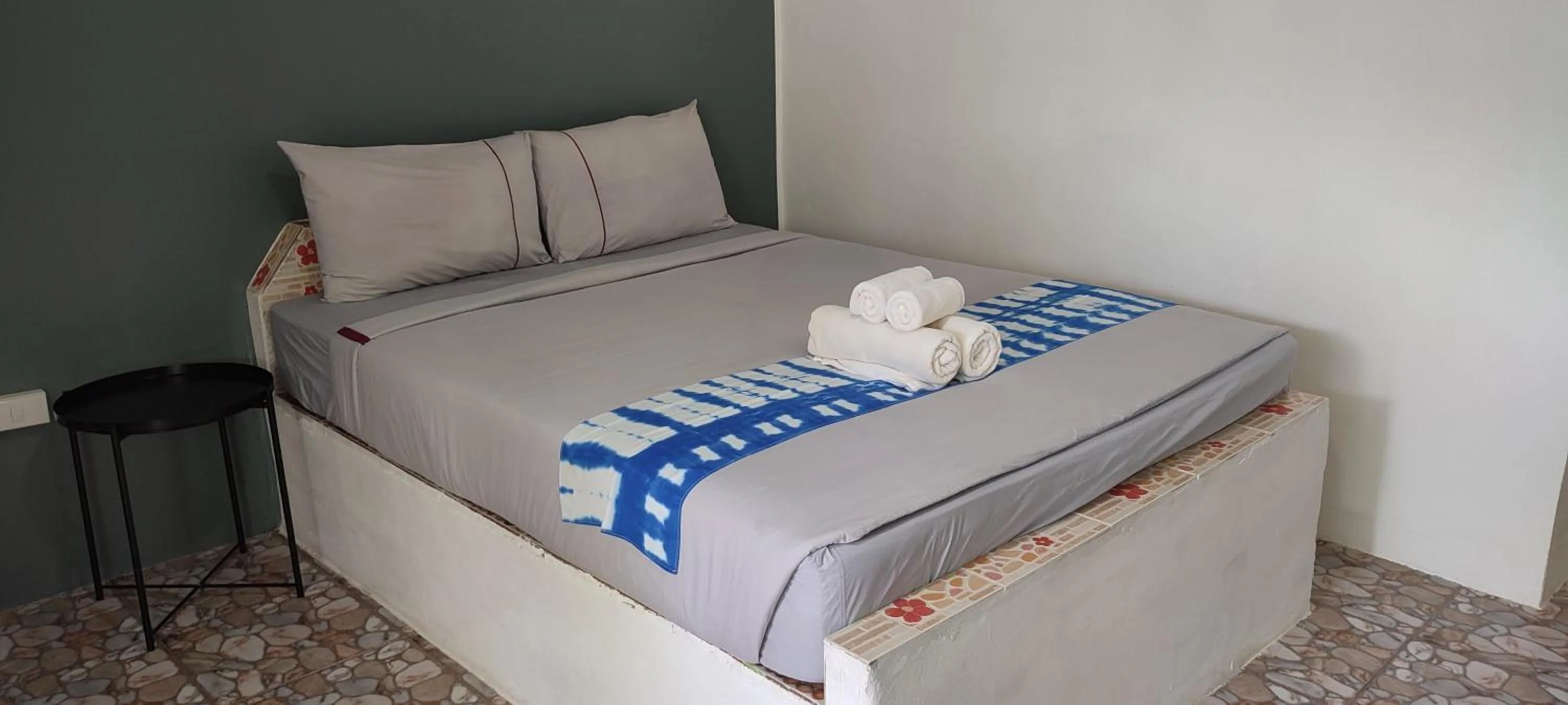 Bed in Smile Resort Koh Mook