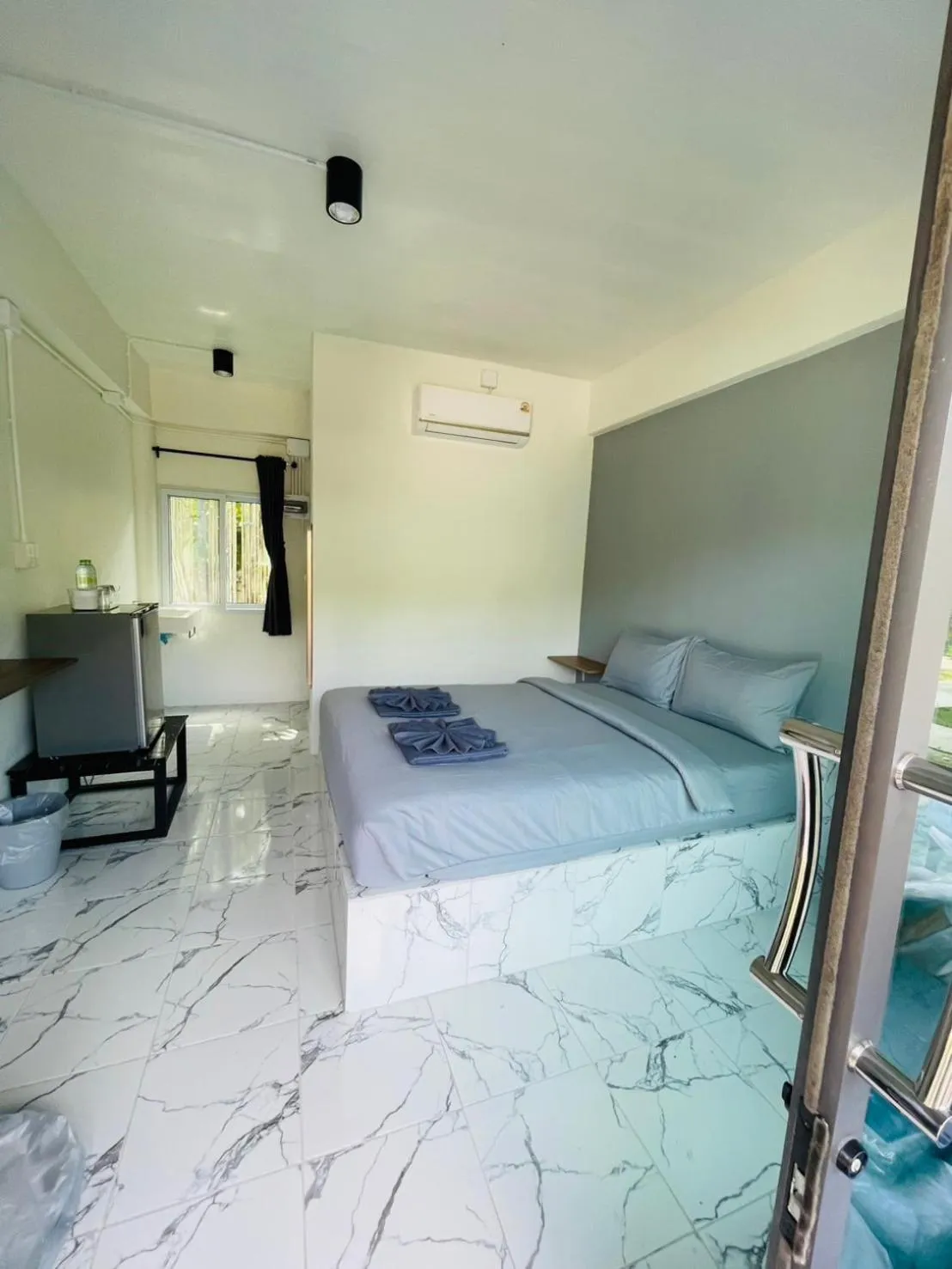 Bed in Smile Resort Koh Mook