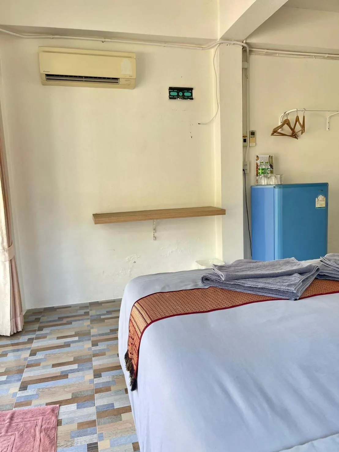 Bed in Smile Resort Koh Mook