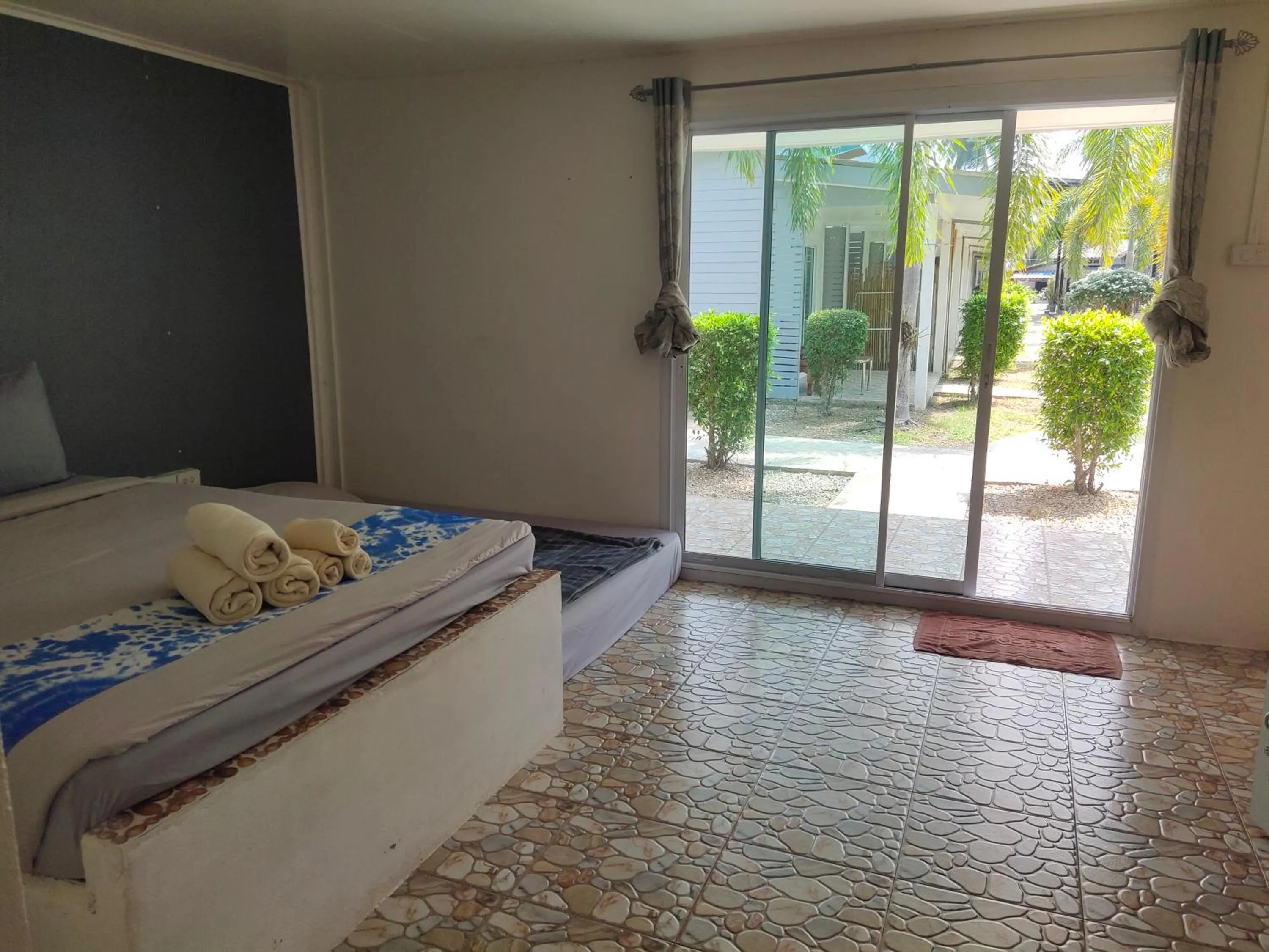 Bed in Smile Resort Koh Mook