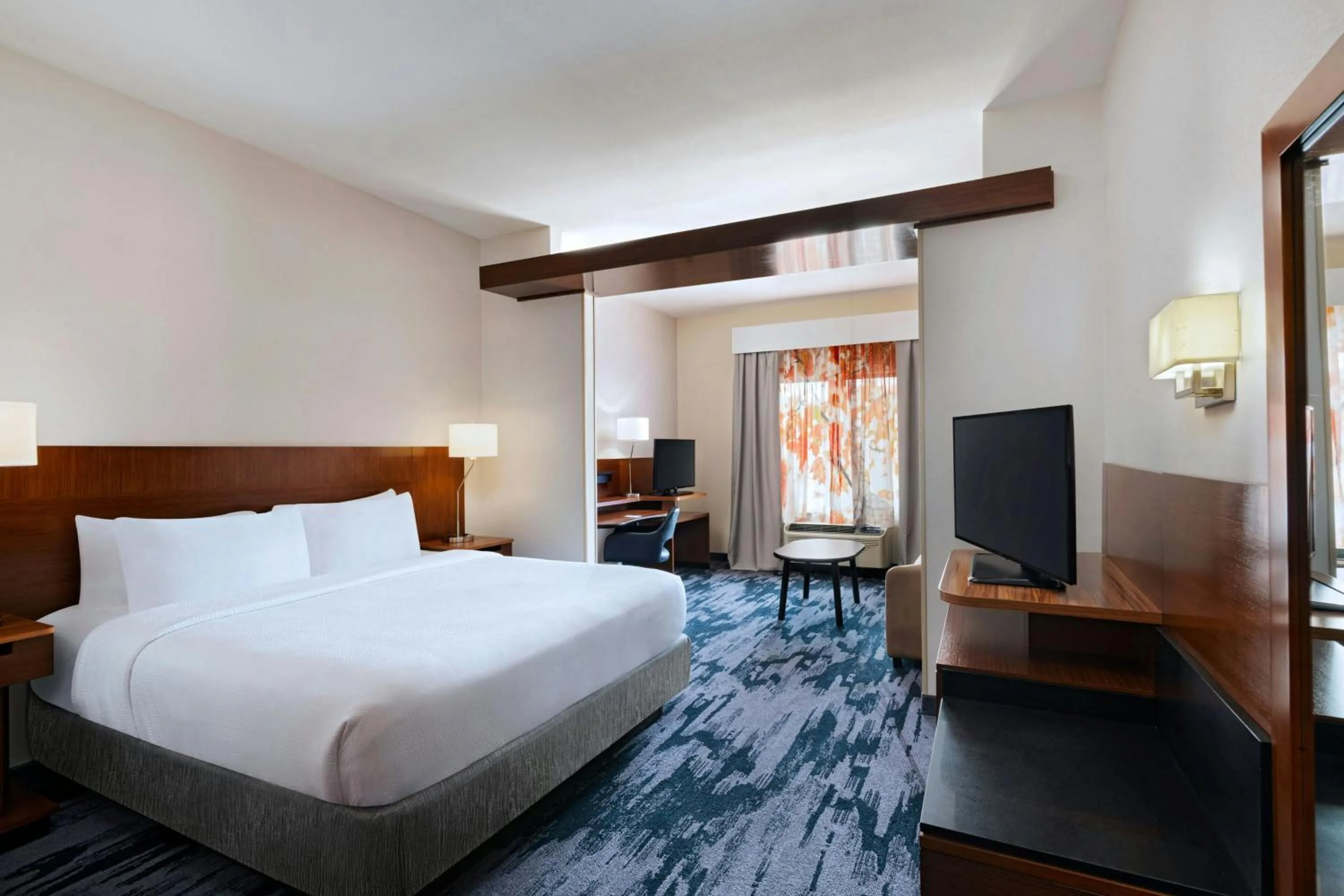 Photo of the whole room, Bed in Fairfield Inn & Suites by Marriott Austin San Marcos