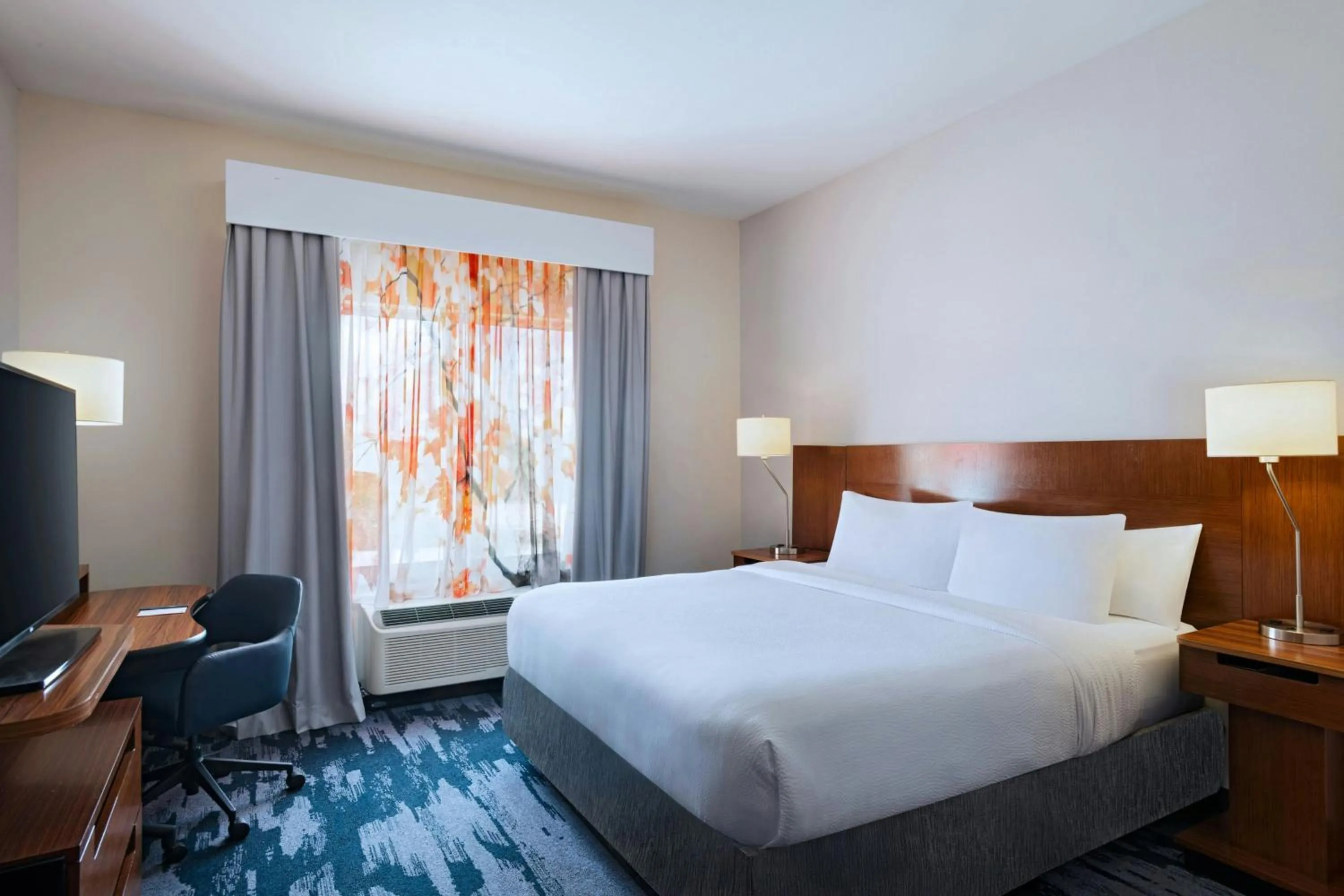 Photo of the whole room, Bed in Fairfield Inn & Suites by Marriott Austin San Marcos