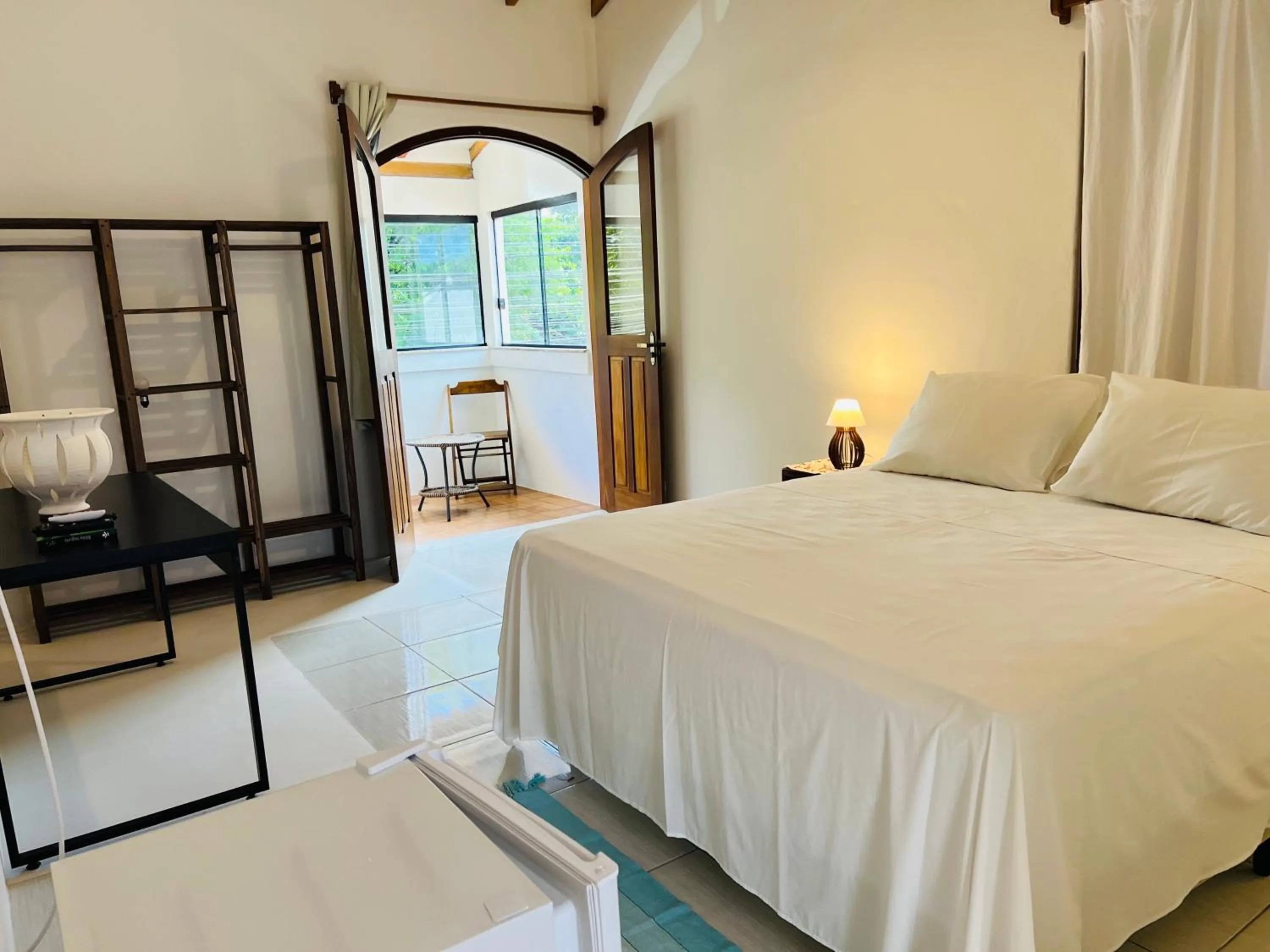 Suite with Balcony to the Main Street in Pousada Pandoro