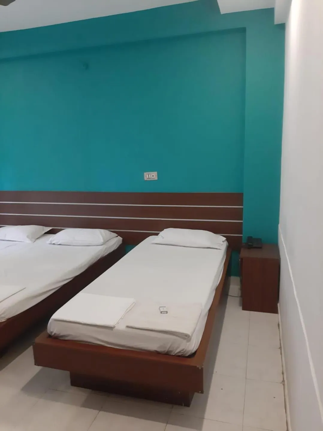 Bedroom, Bed in Shalimar Residency