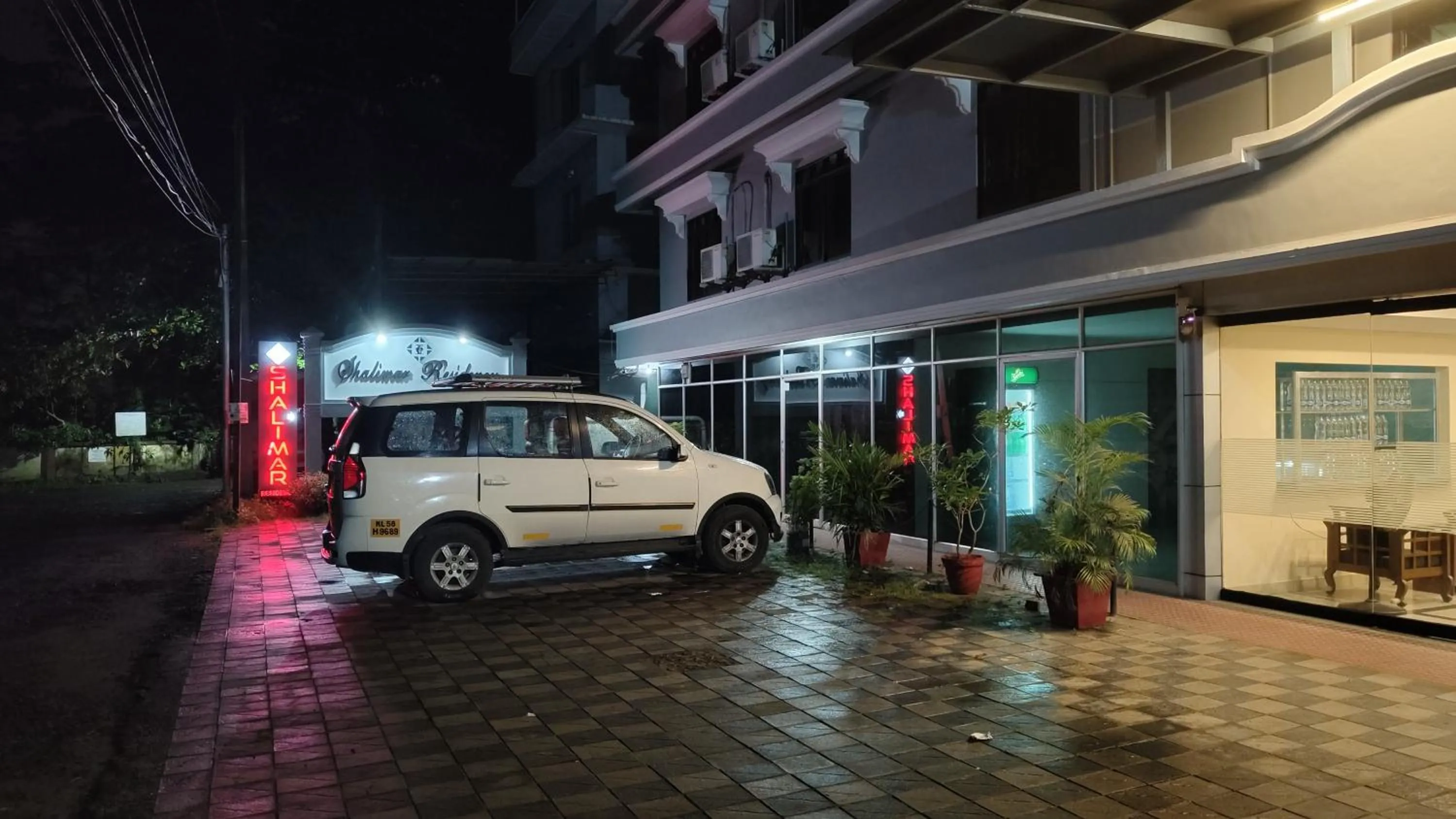 Property building in Shalimar Residency