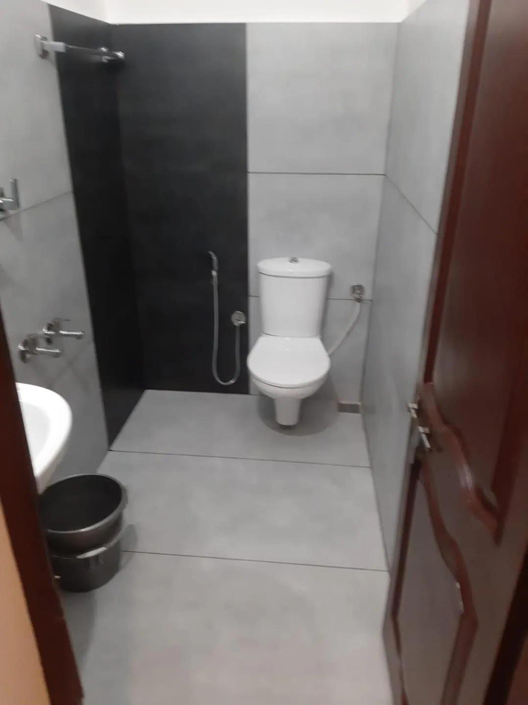 Toilet in Shalimar Residency