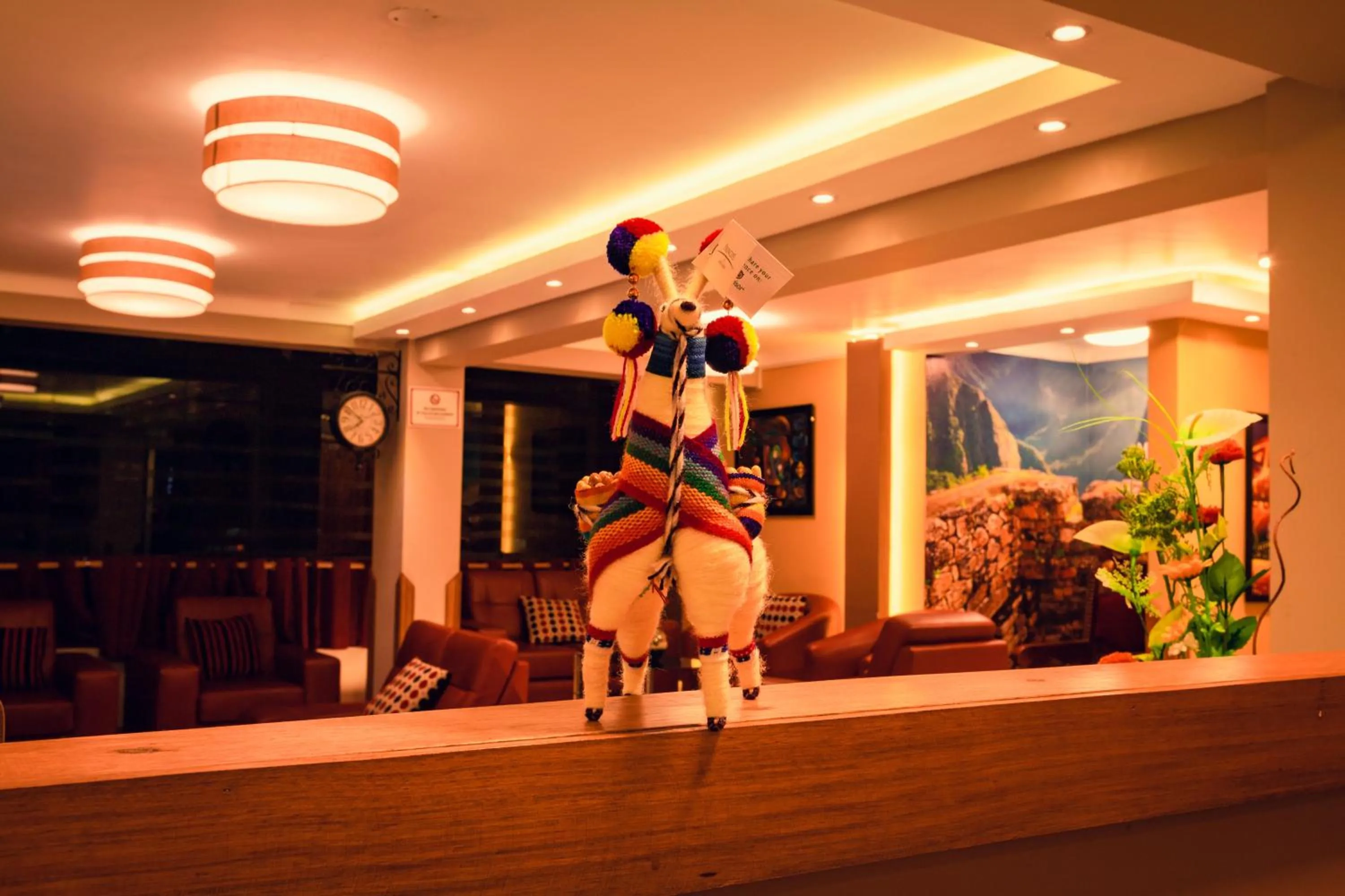 Communal lounge/ TV room in Principe III