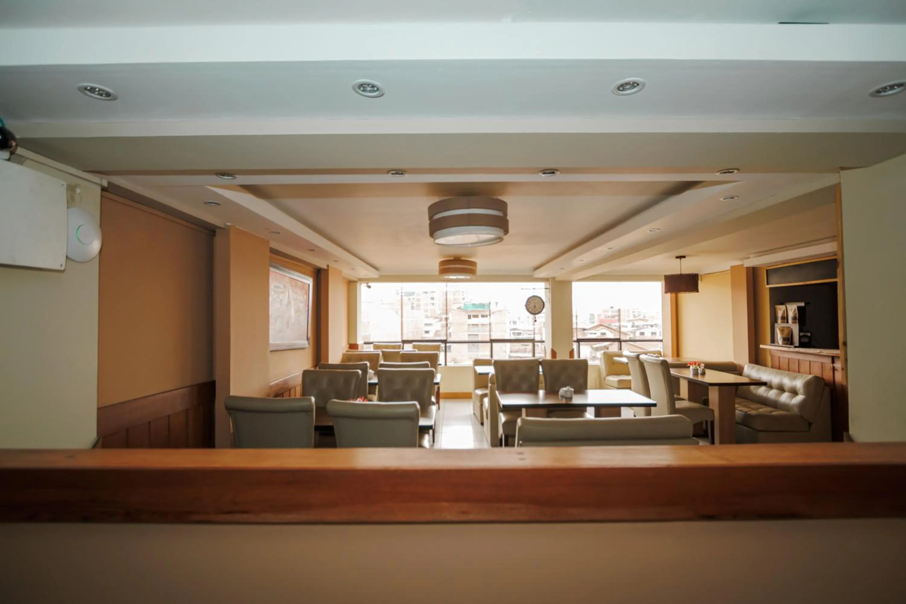 Dining area in Principe III