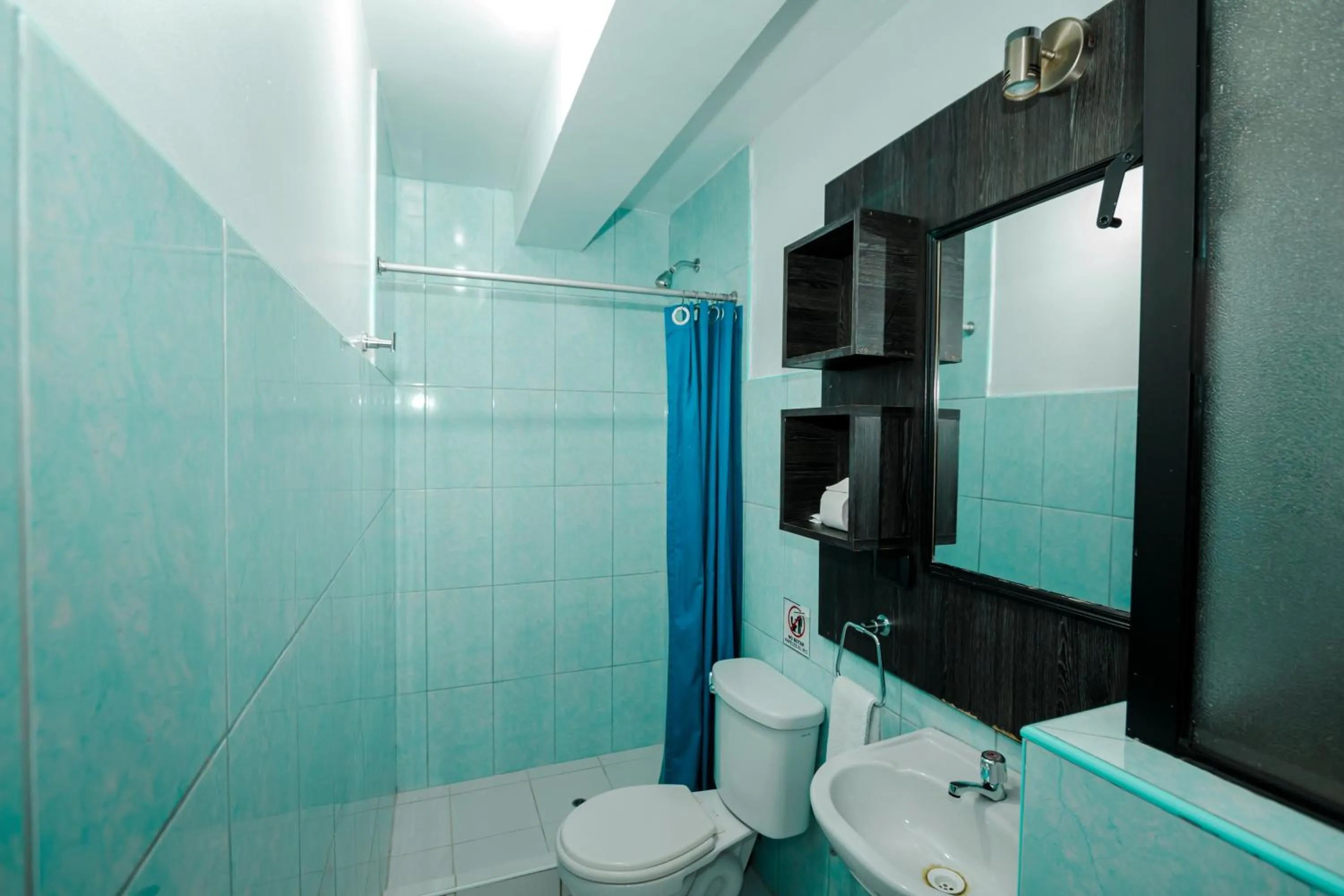 Bathroom in Principe III