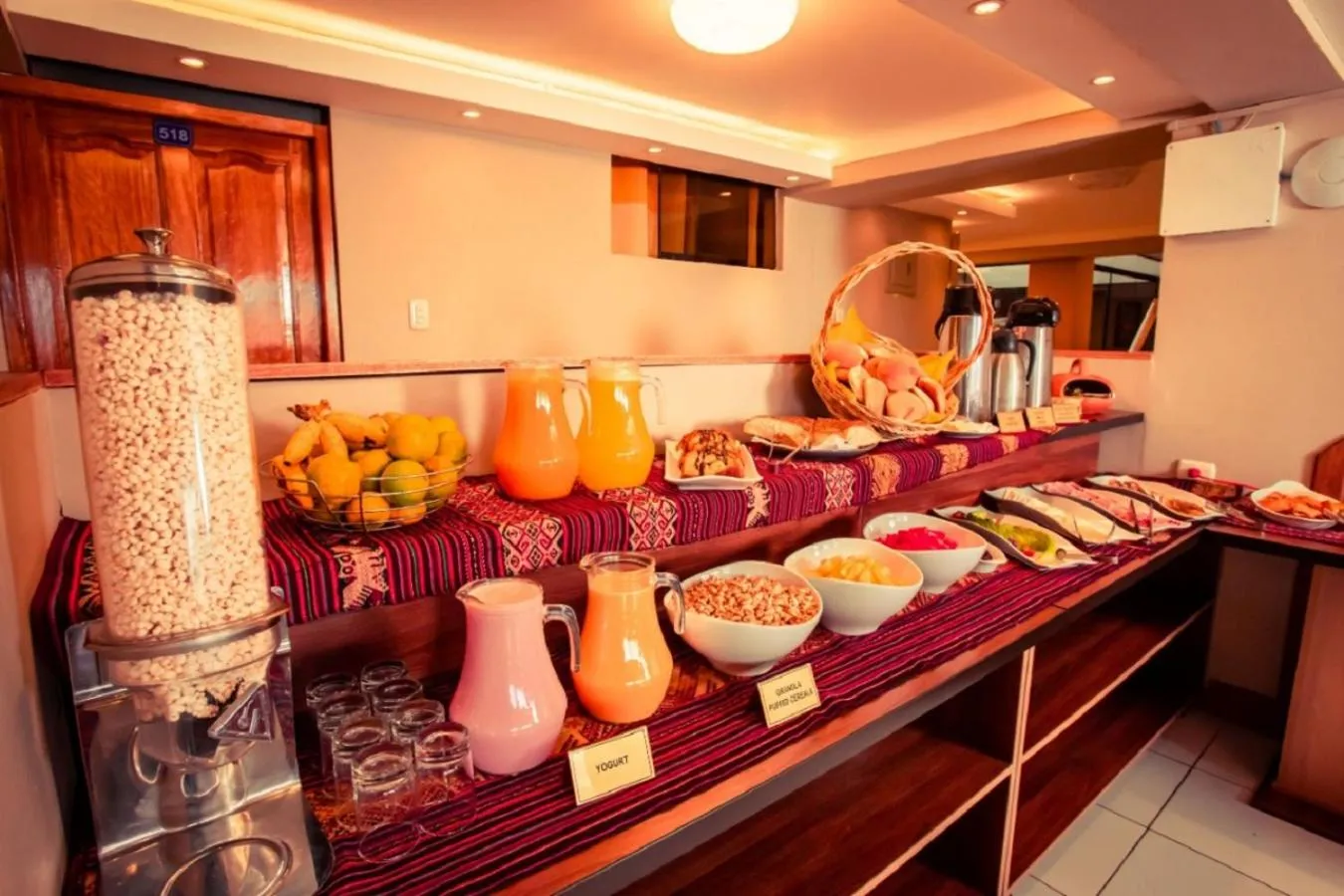 Continental breakfast in Principe III