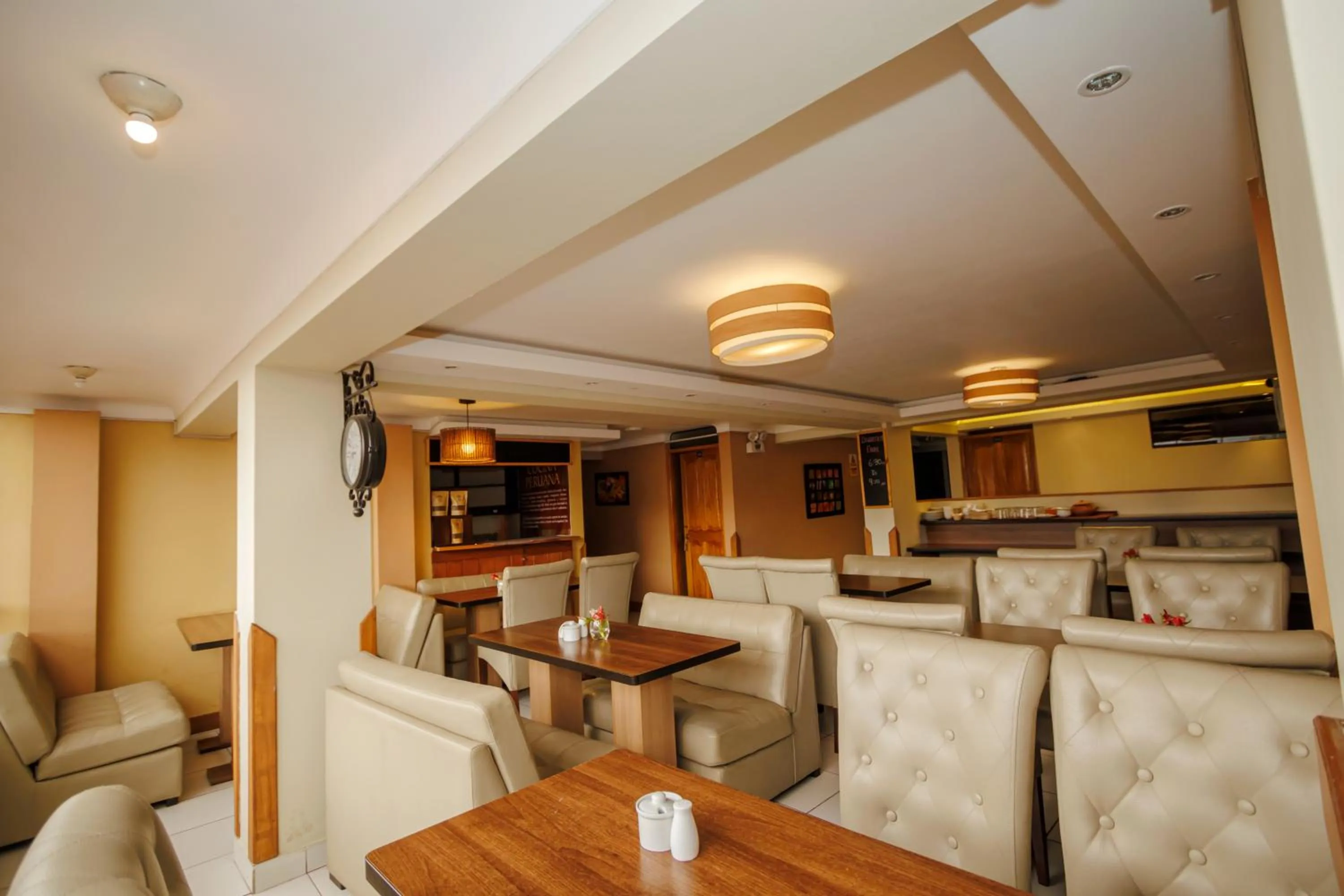 Breakfast in Principe III