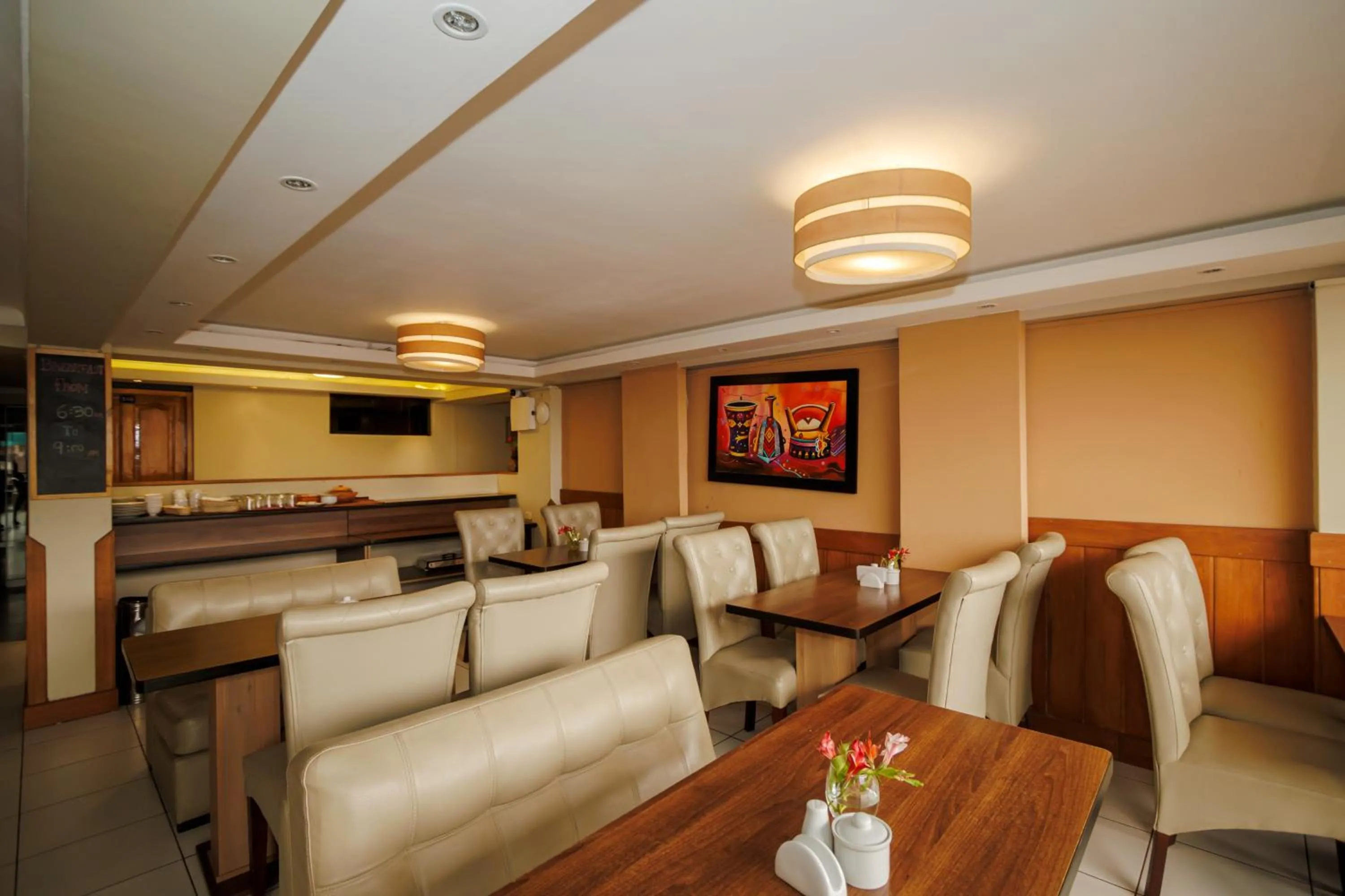 Continental breakfast in Principe III